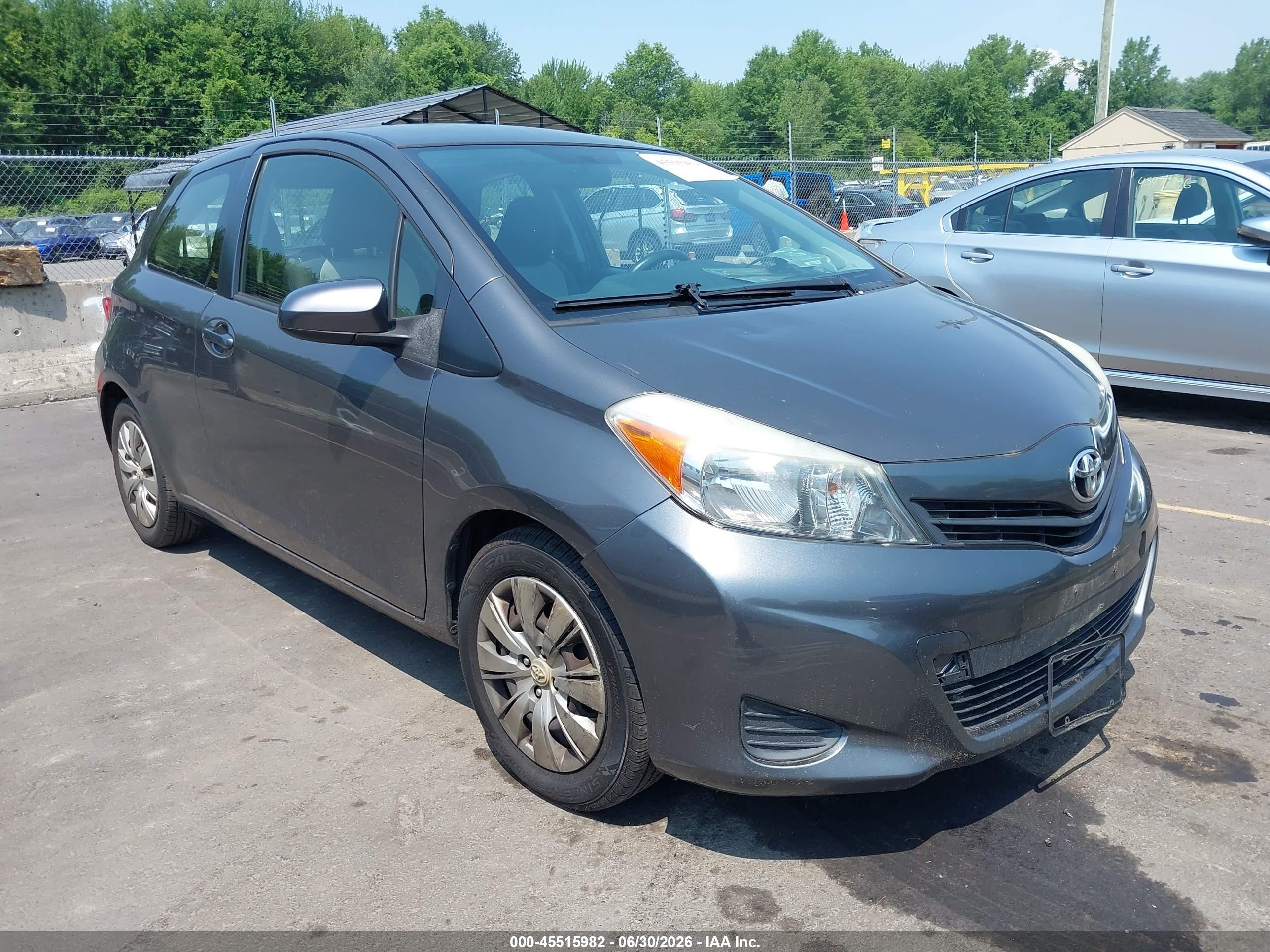 2014 Toyota Yaris Le (tmc/cbu Plant) Gray vin: JTDJTUD38ED584977