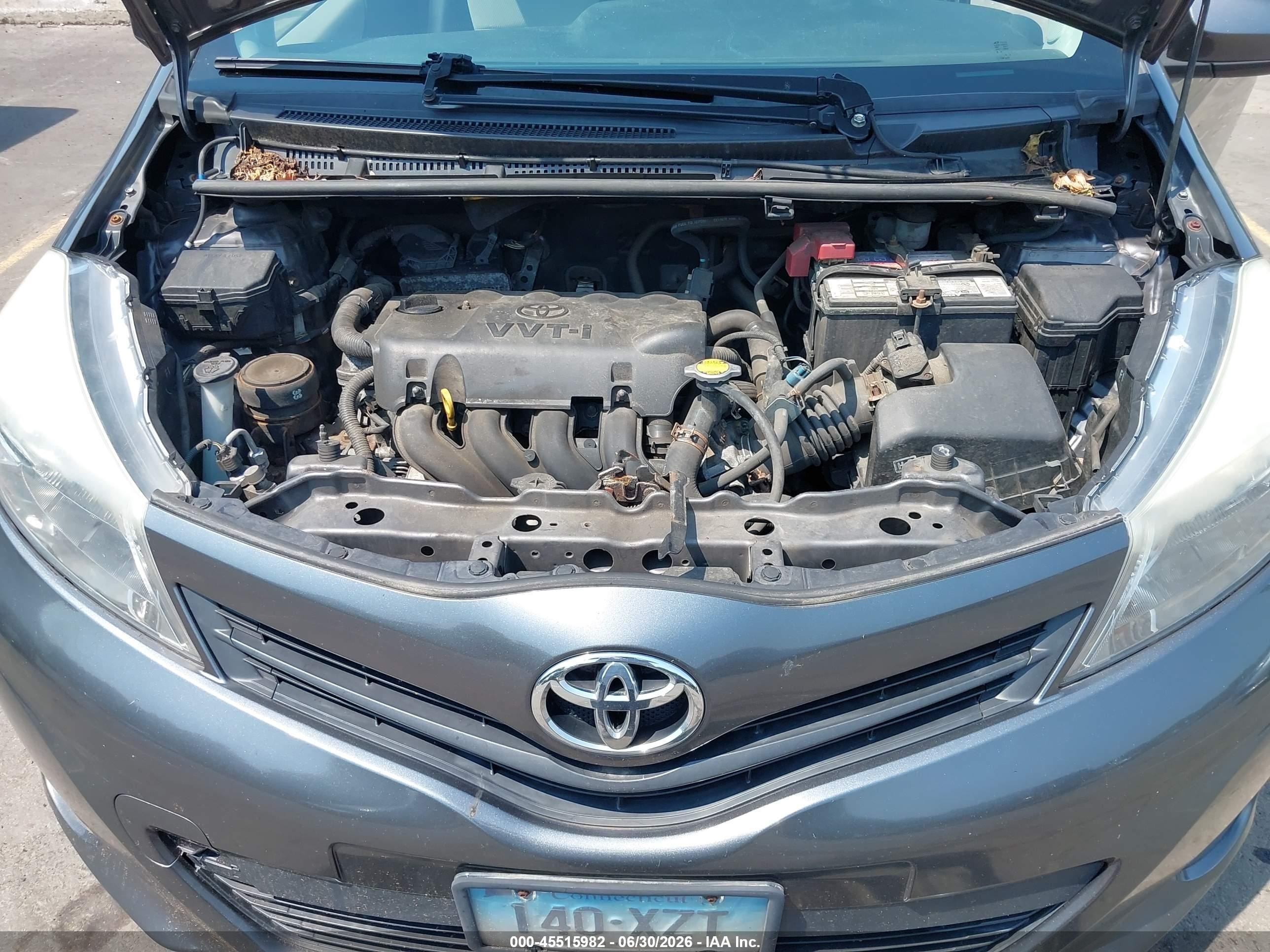 2014 Toyota Yaris Le (tmc/cbu Plant) Gray vin: JTDJTUD38ED584977