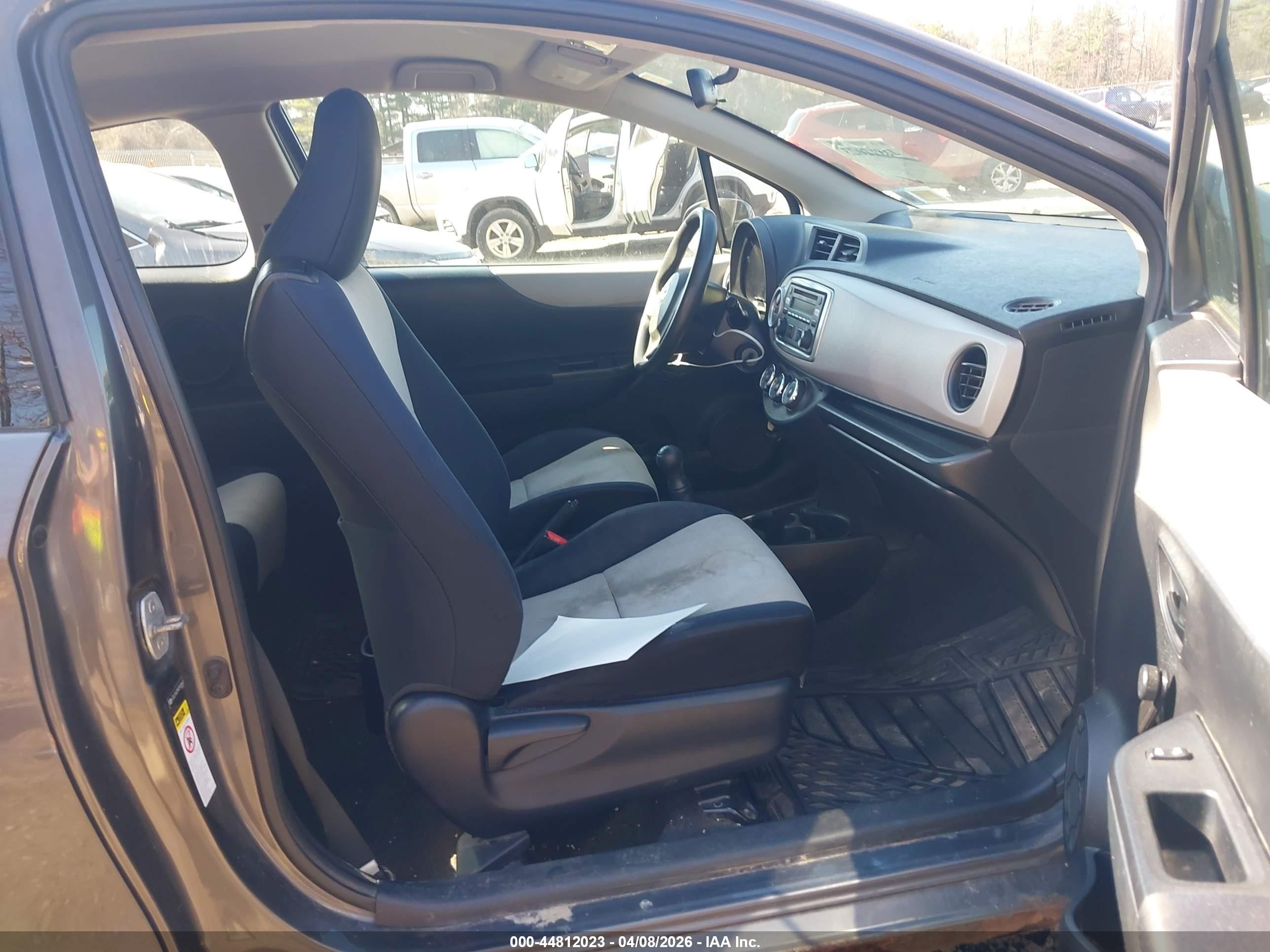 2012 Toyota Yaris L Black vin: JTDJTUD39CD500663