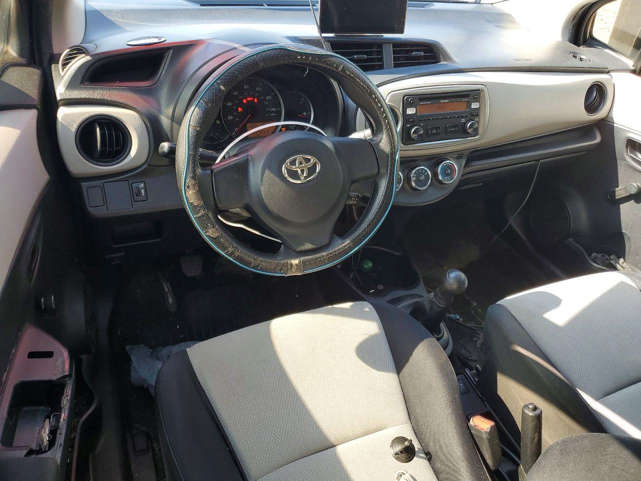 2012 Toyota Yaris 3-door L Blue vin: JTDJTUD39CD542184