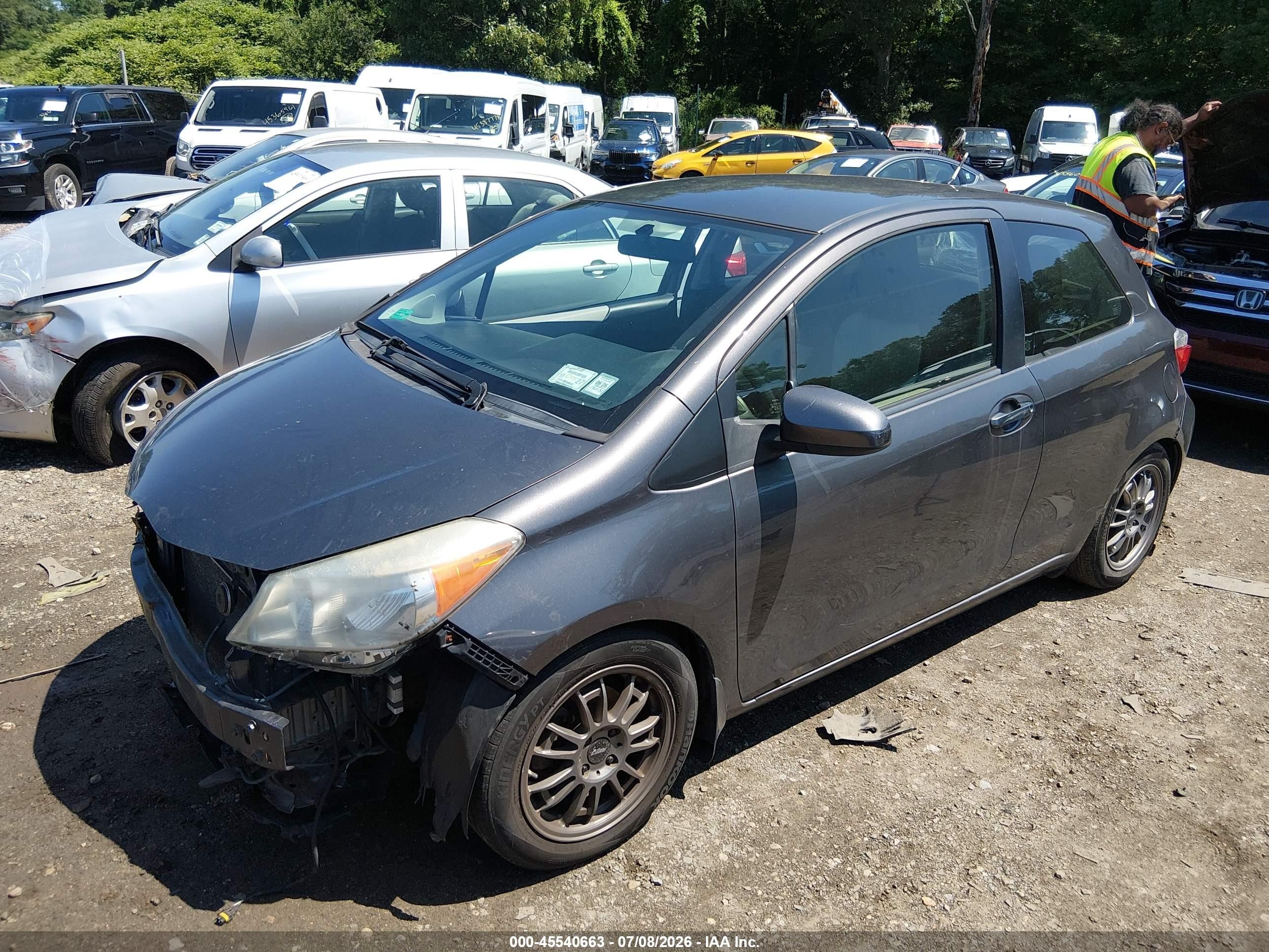 2013 Toyota Yaris L Gray vin: JTDJTUD39DD545796