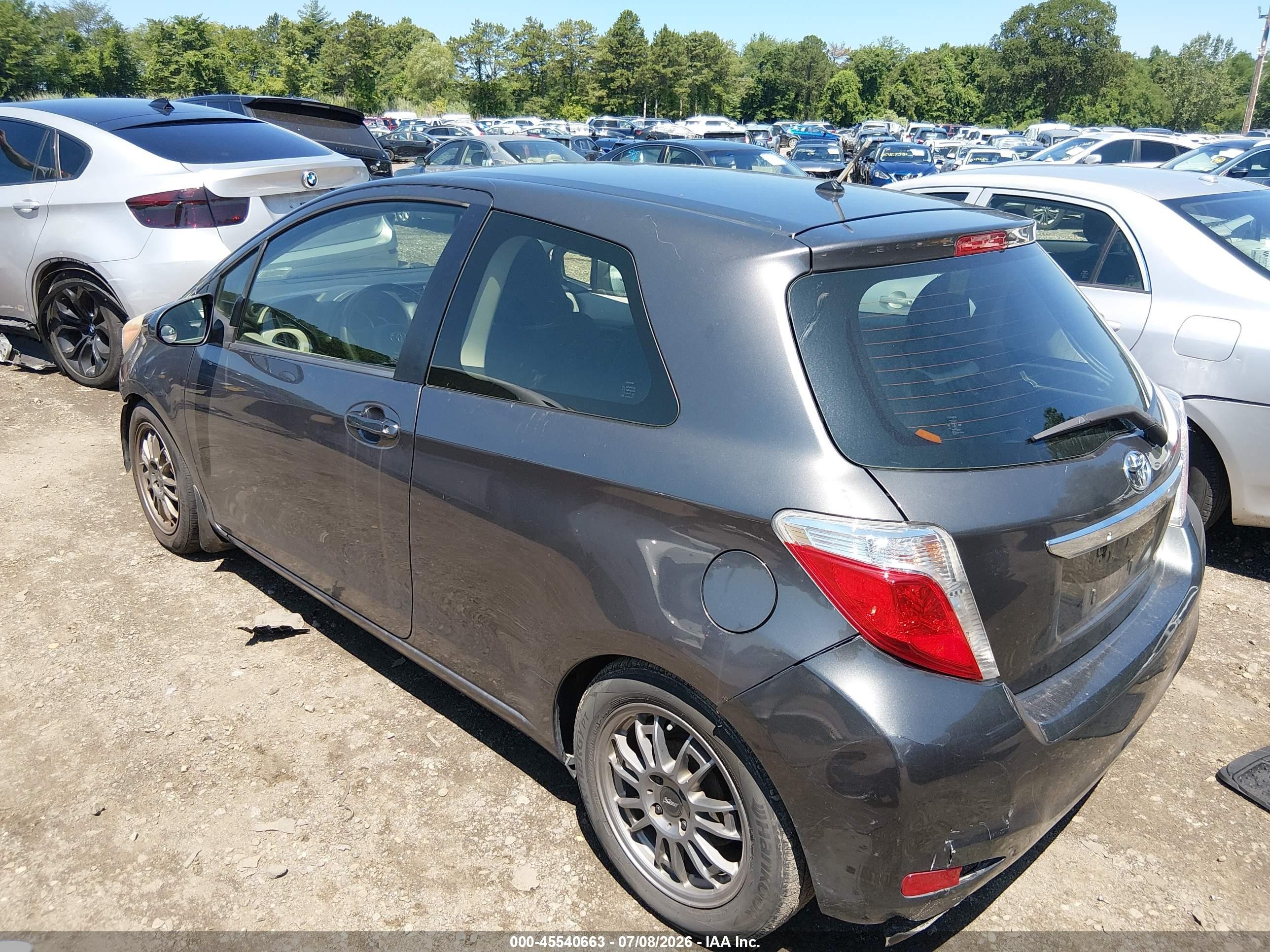2013 Toyota Yaris L Gray vin: JTDJTUD39DD545796