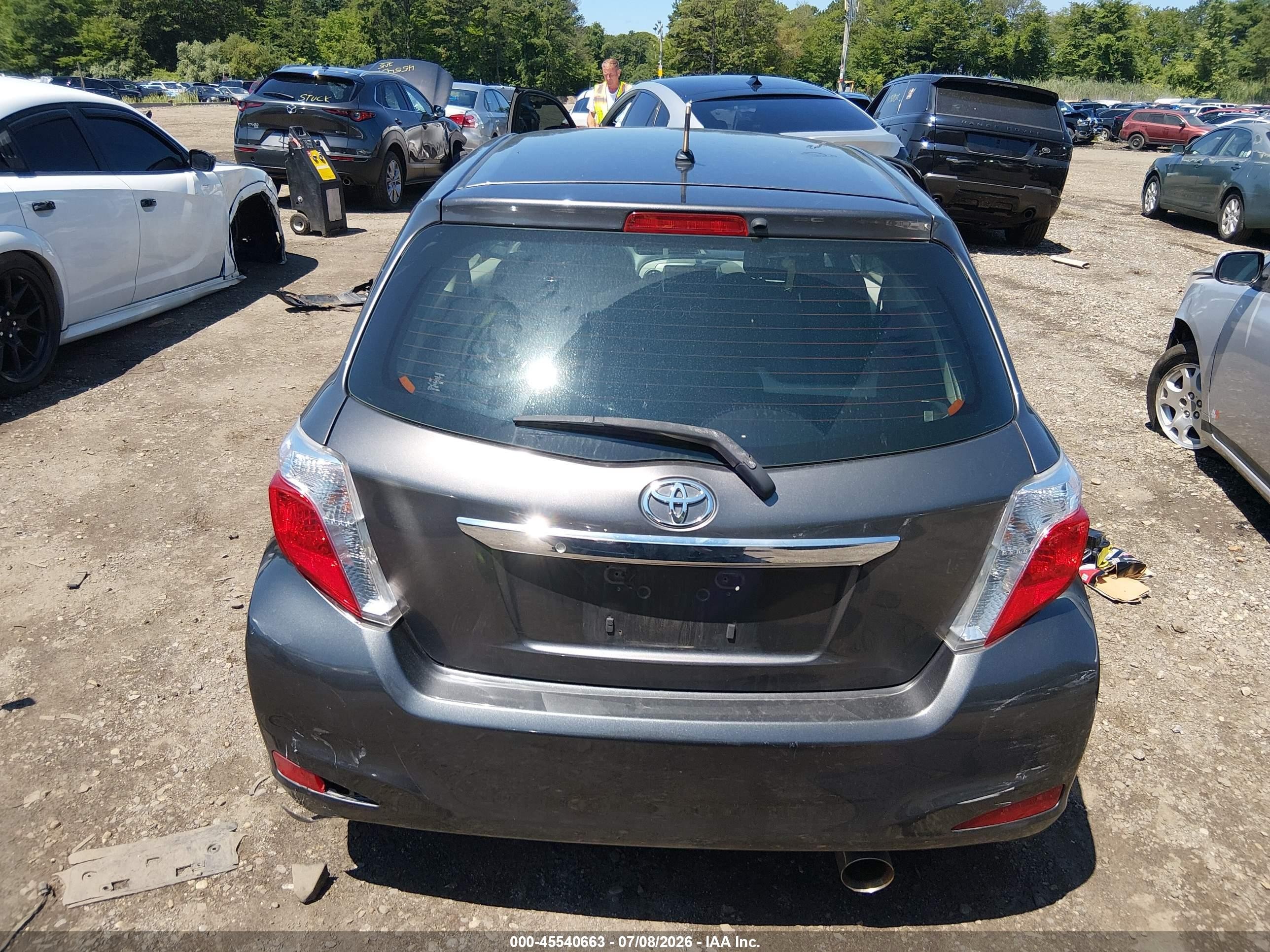 2013 Toyota Yaris L Gray vin: JTDJTUD39DD545796