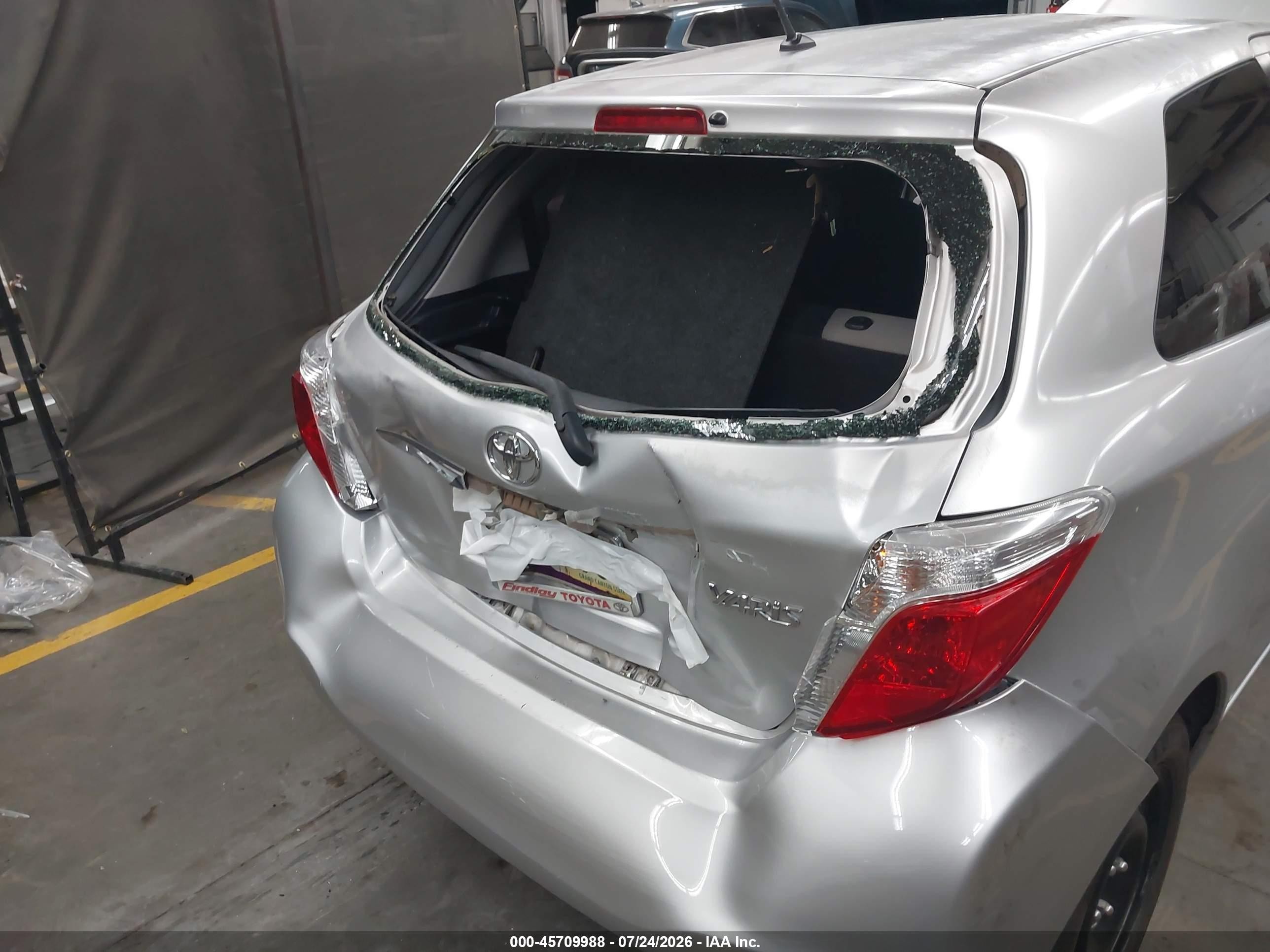 2013 Toyota Yaris L Gray vin: JTDJTUD39DD561075