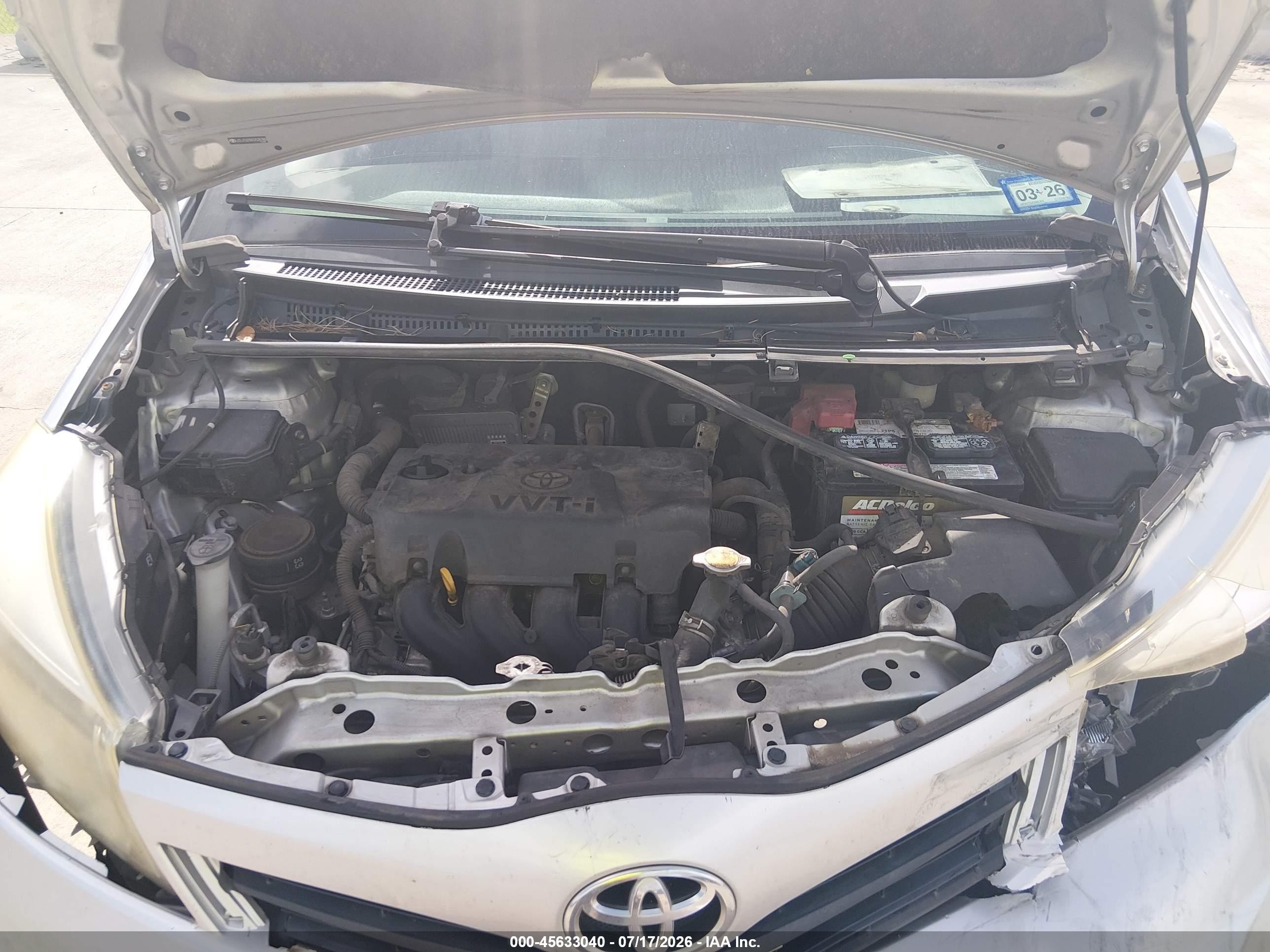 2012 Toyota Yaris Le Серебряный vin: JTDJTUD3XCD528780
