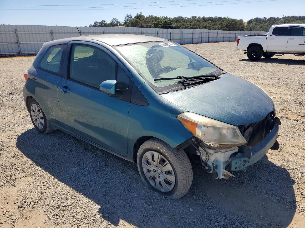 2012 Toyota Yaris 3-door L Turquoise vin: JTDJTUD3XCD537592