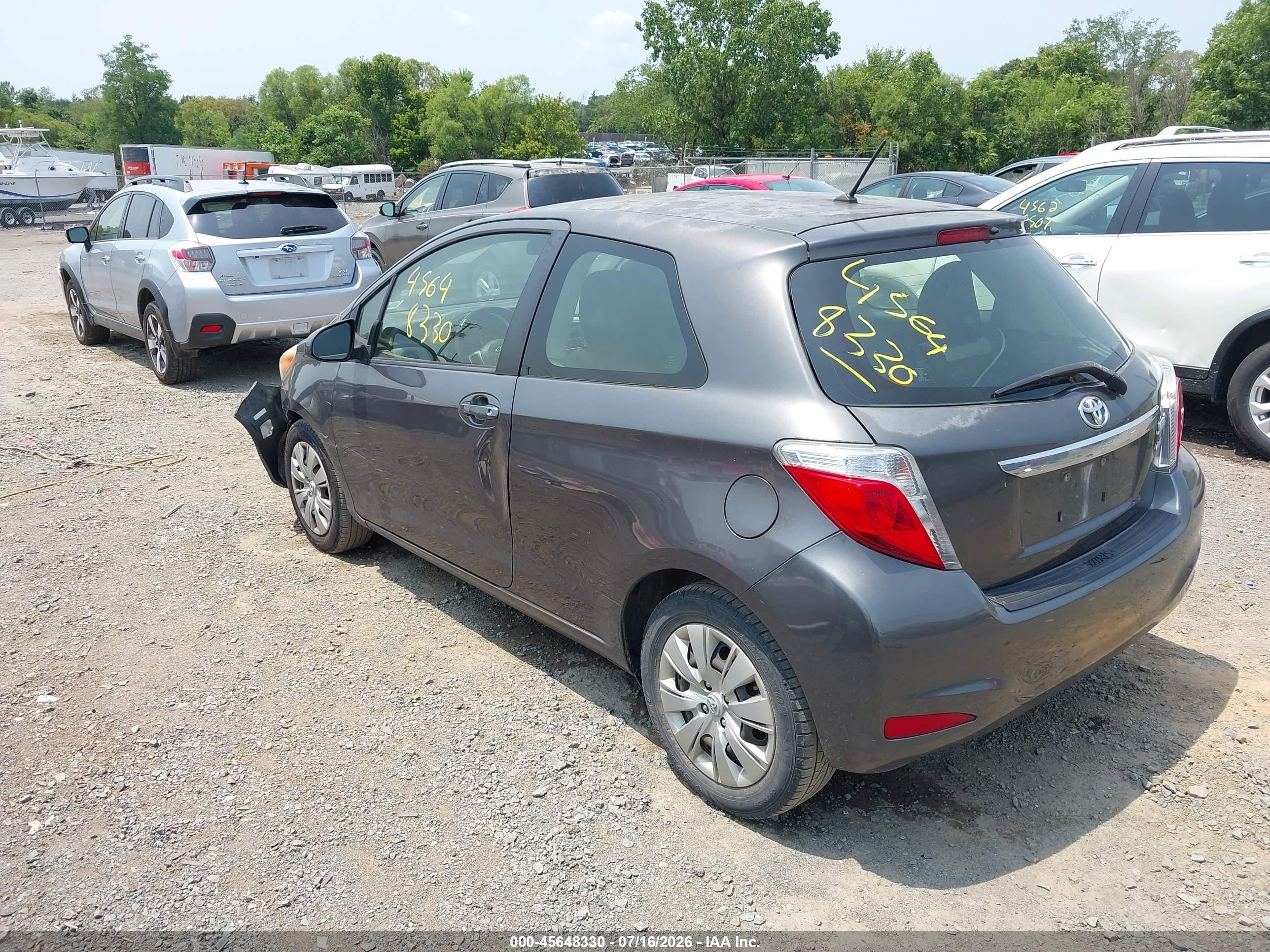 2012 Toyota Yaris Le Gray vin: JTDJTUD3XCD540038