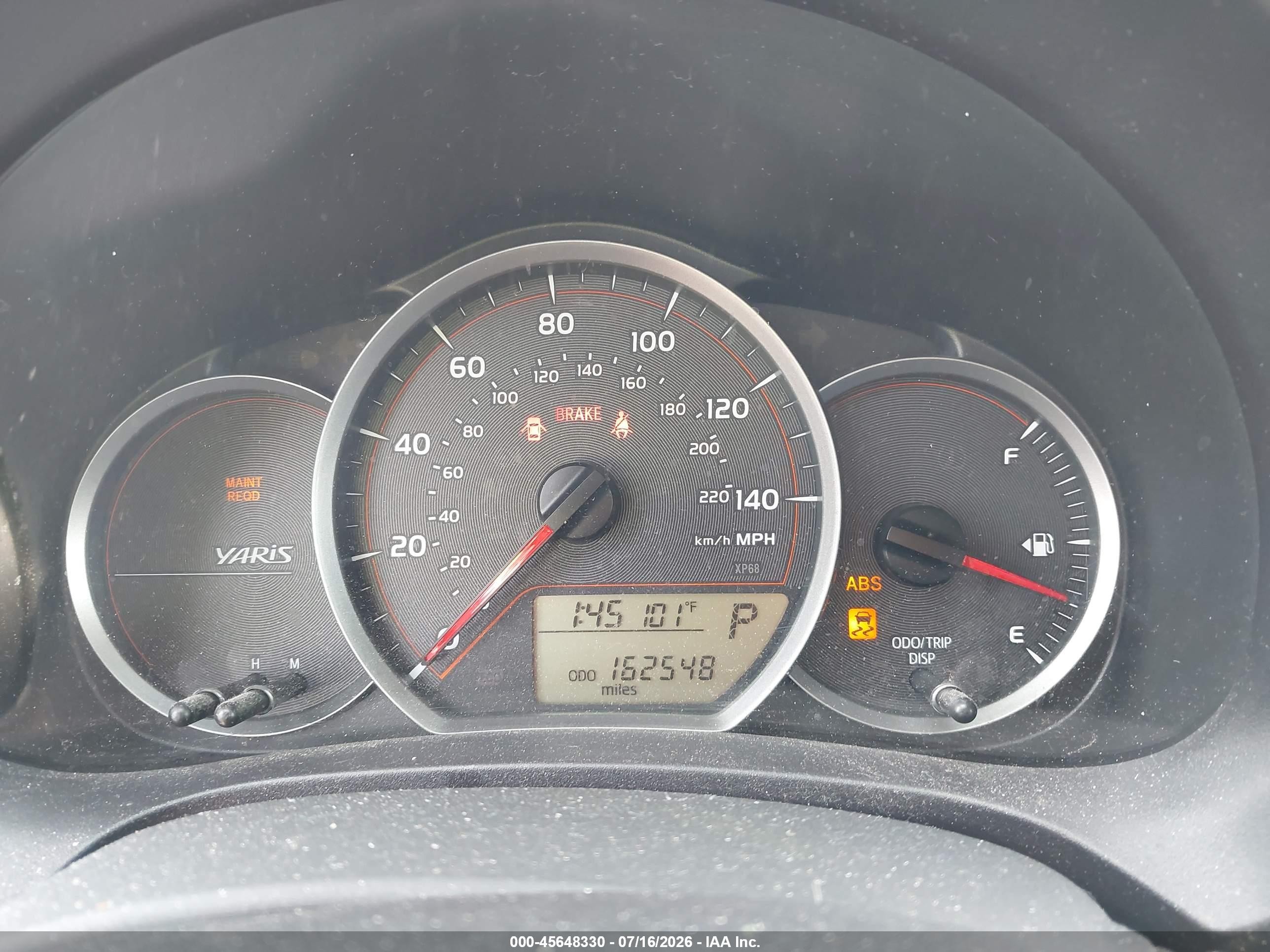 2012 Toyota Yaris Le Gray vin: JTDJTUD3XCD540038