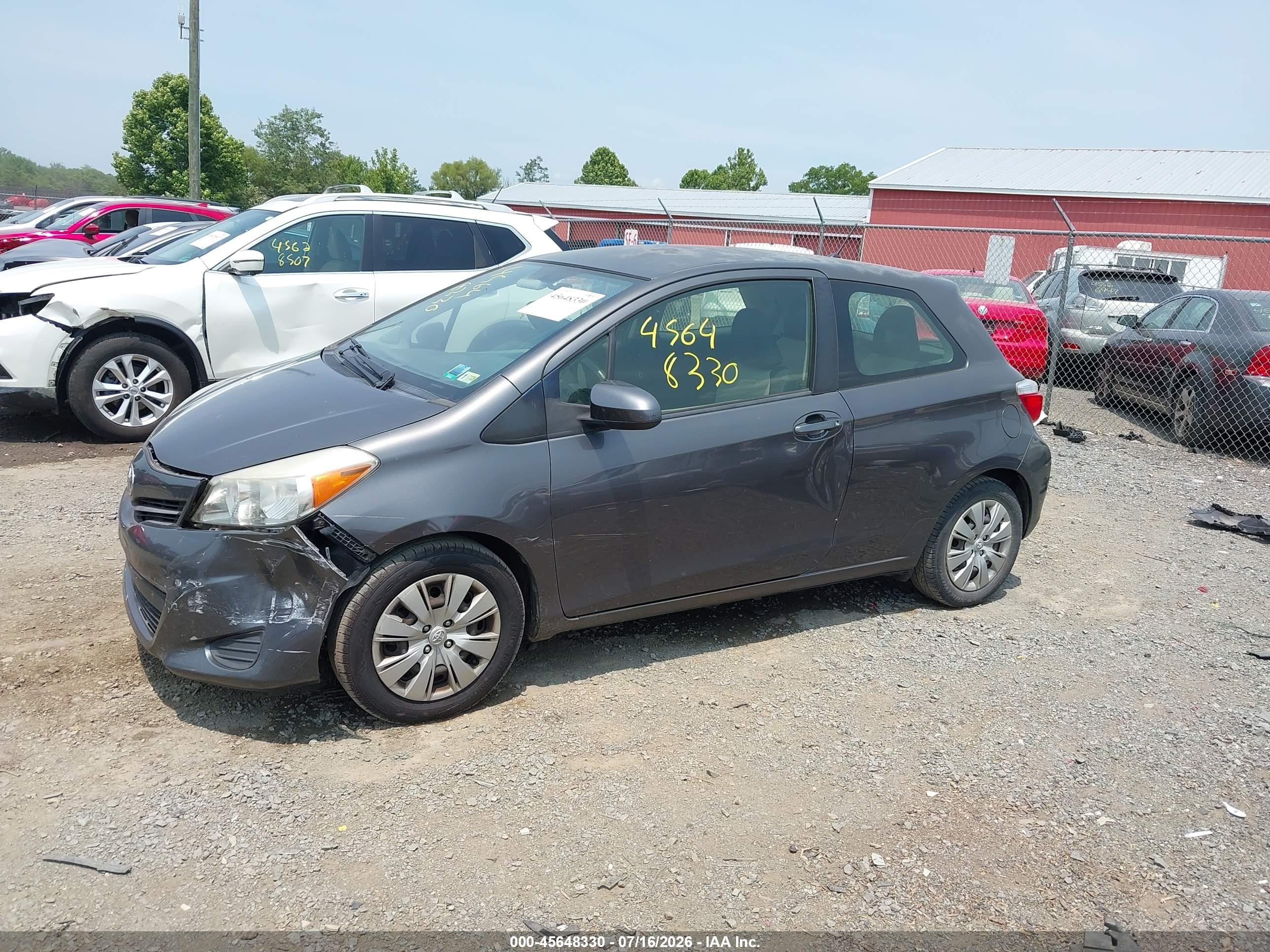 2012 Toyota Yaris Le Gray vin: JTDJTUD3XCD540038