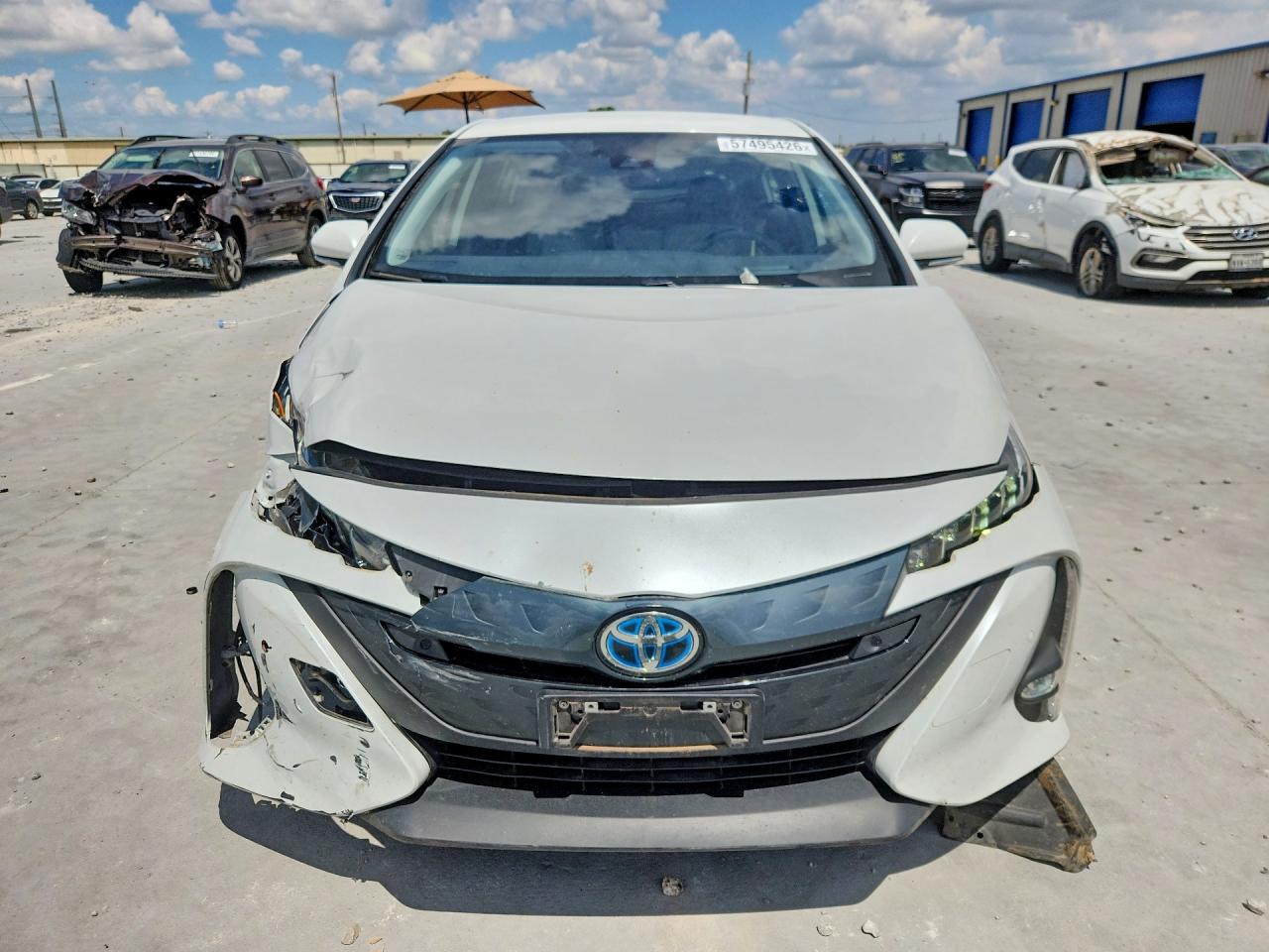 2021 Toyota Prius Prime Limited White vin: JTDKAMFP1M3189263