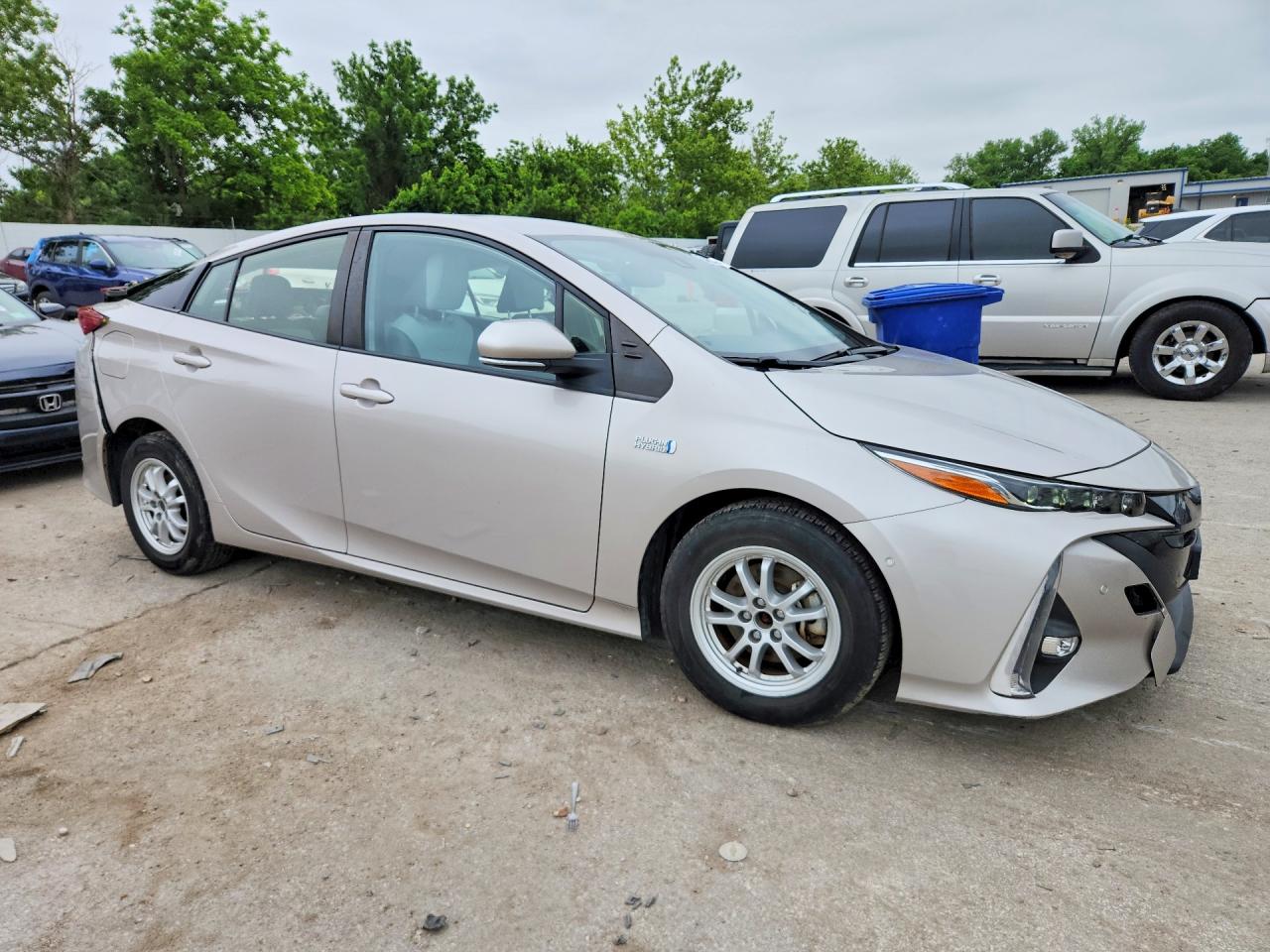 2022 Toyota Prius Prime Limited Silver vin: JTDKAMFP1N3198711