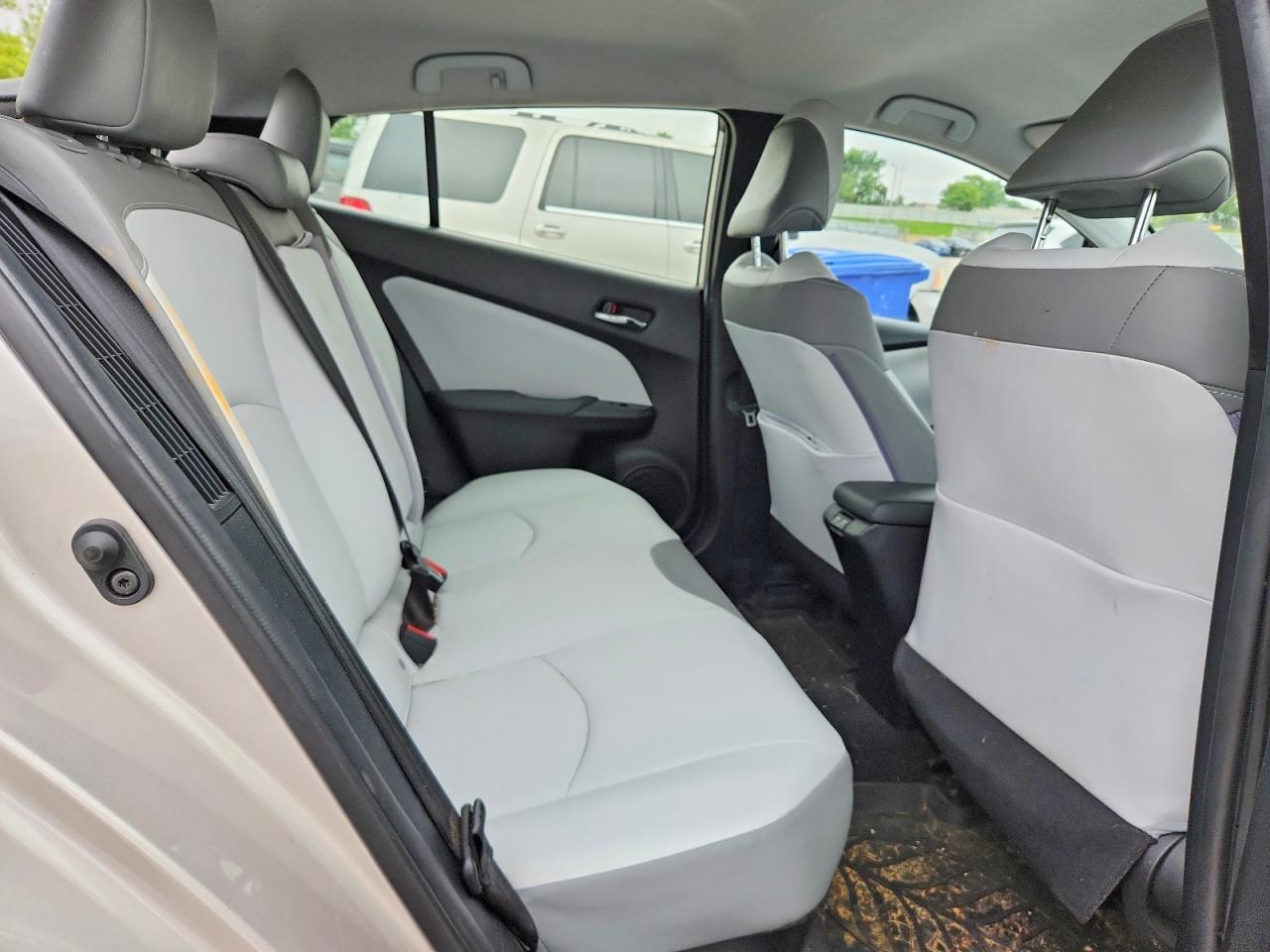 2022 Toyota Prius Prime Limited Silver vin: JTDKAMFP1N3198711