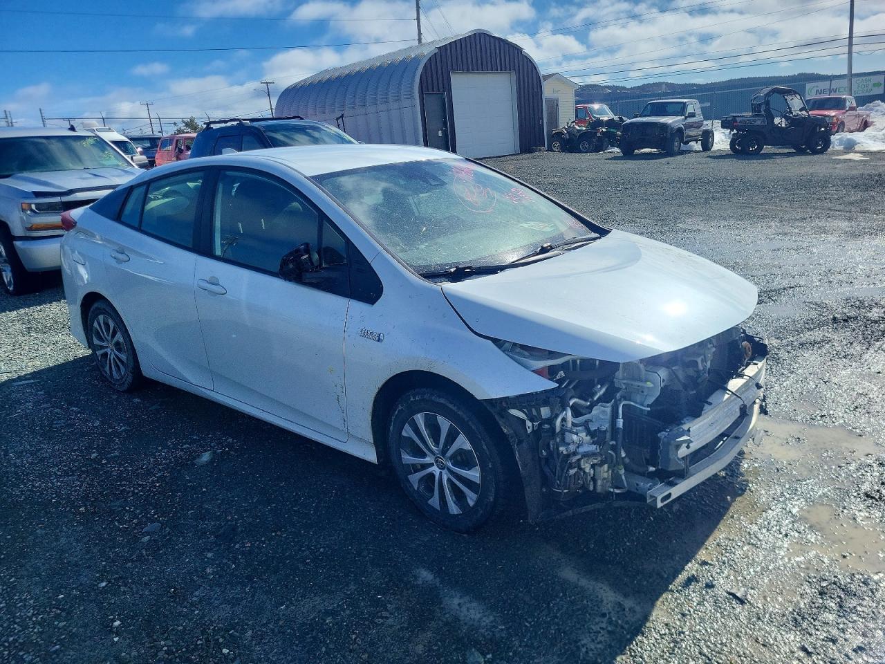 2021 Toyota Prius Prime 5dr White vin: JTDKAMFP4M3175924