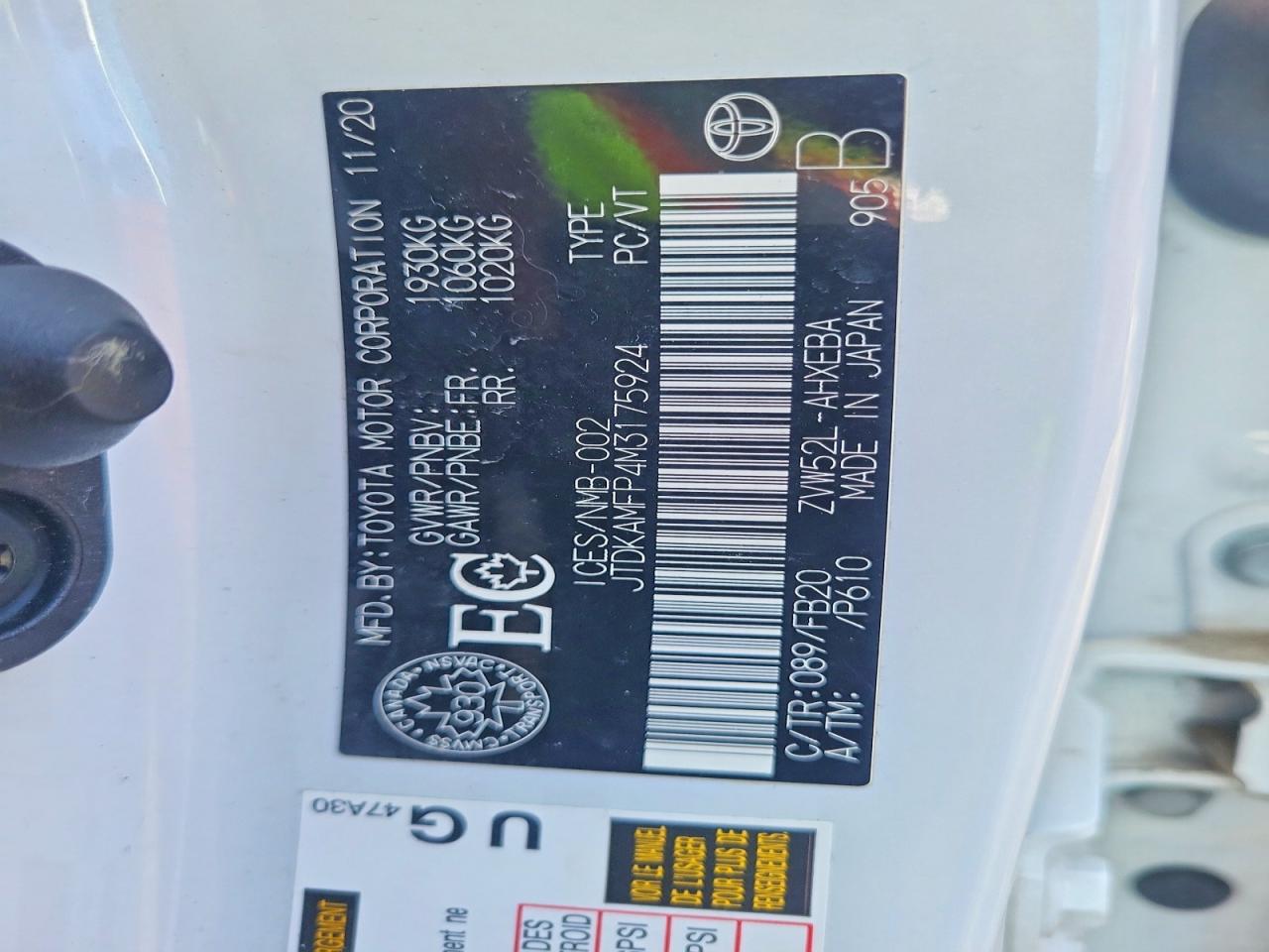 2021 Toyota Prius Prime 5dr White vin: JTDKAMFP4M3175924