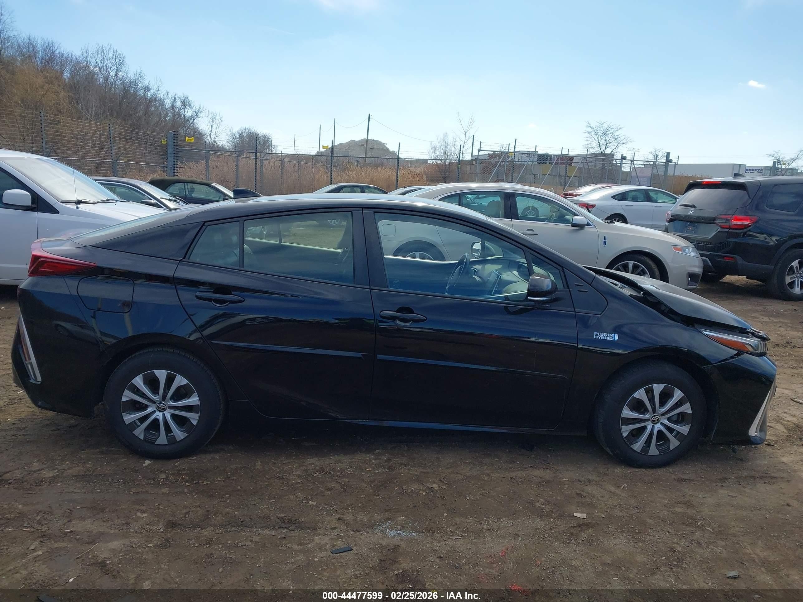 2022 Toyota Prius Prime Xle Black vin: JTDKAMFP4N3202251