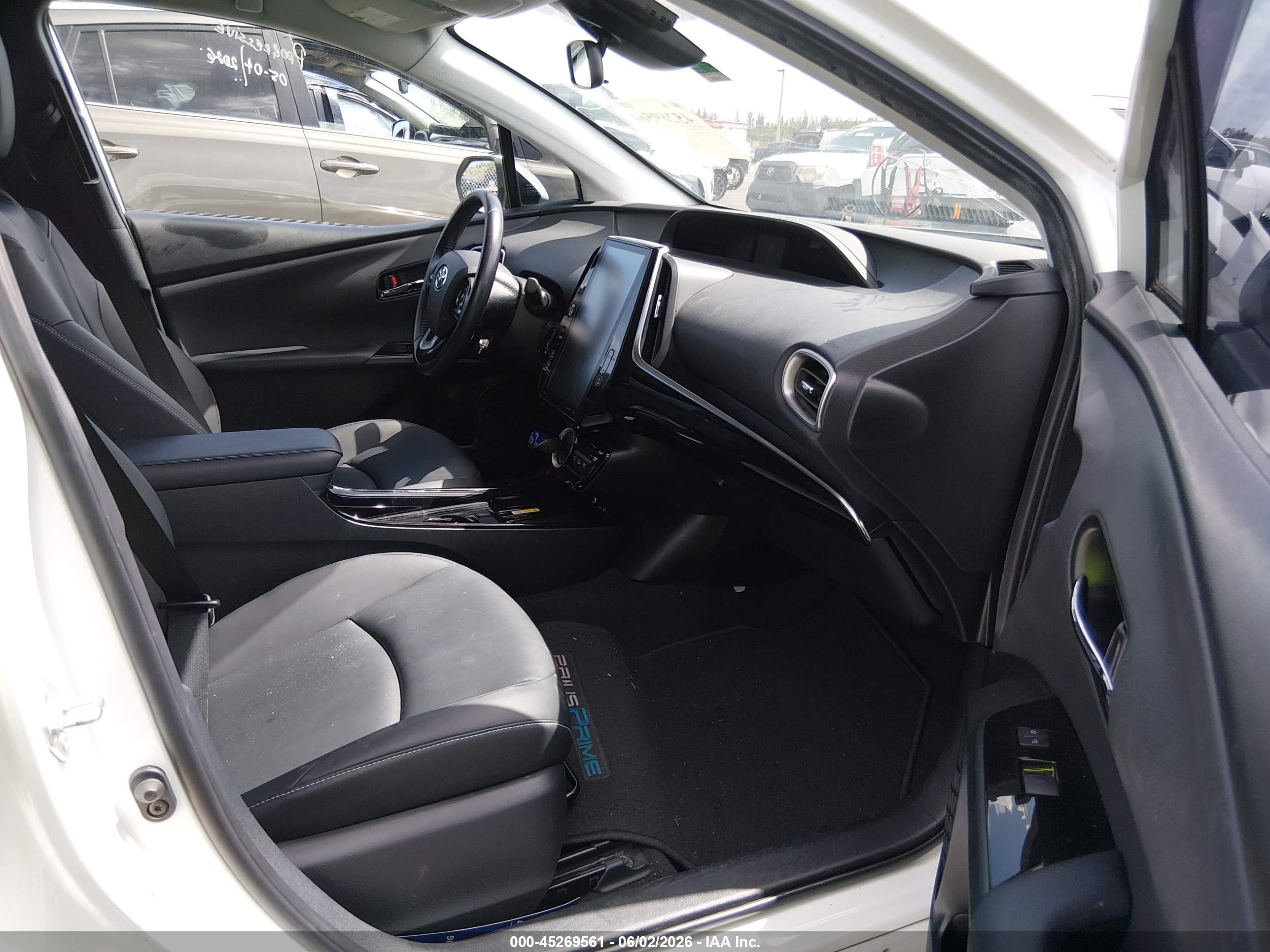 2021 Toyota Prius Prime Xle White vin: JTDKAMFP7M3183547