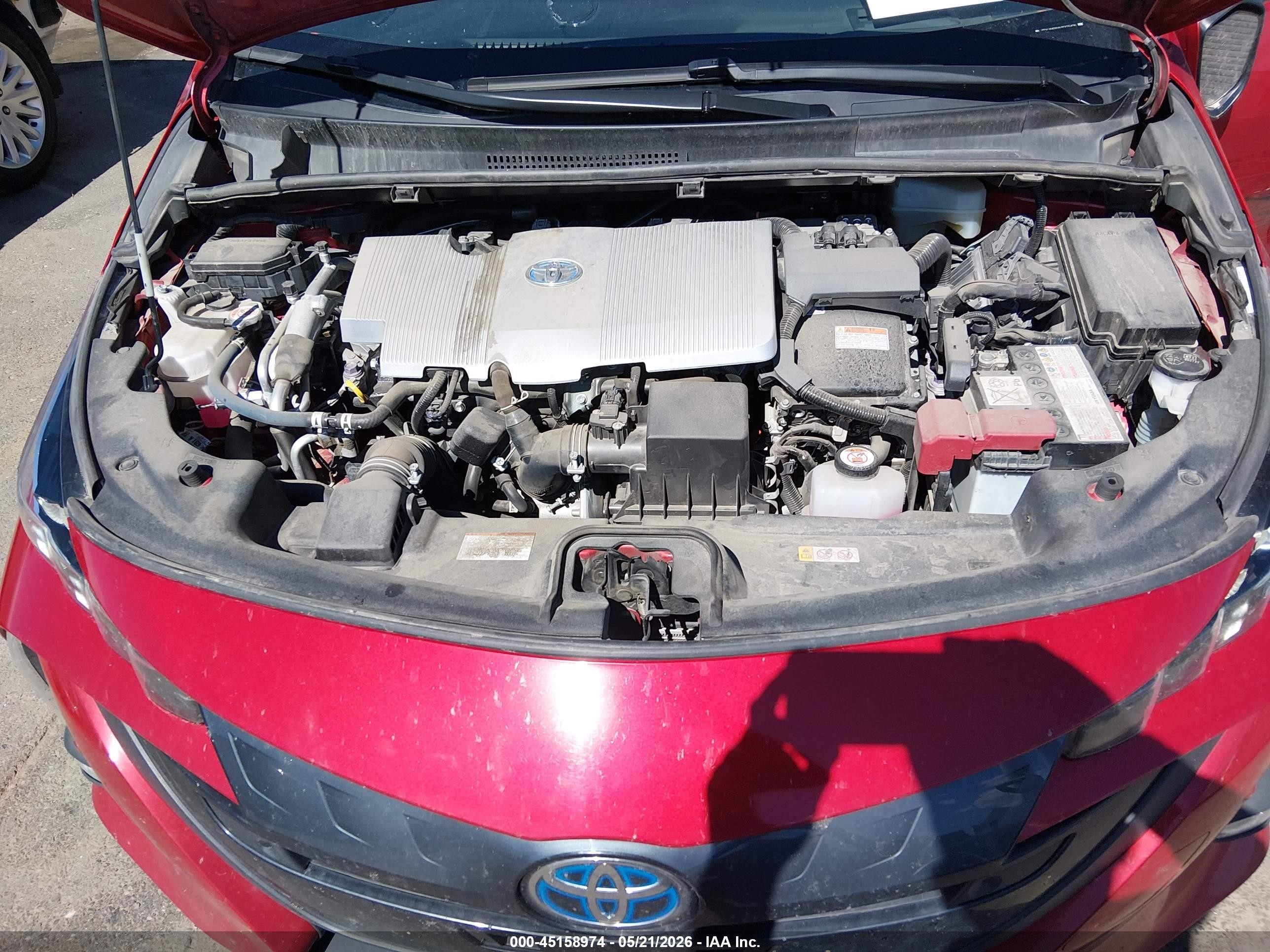 2022 Toyota Prius Prime Limited Burgundy vin: JTDKAMFPXN3203405