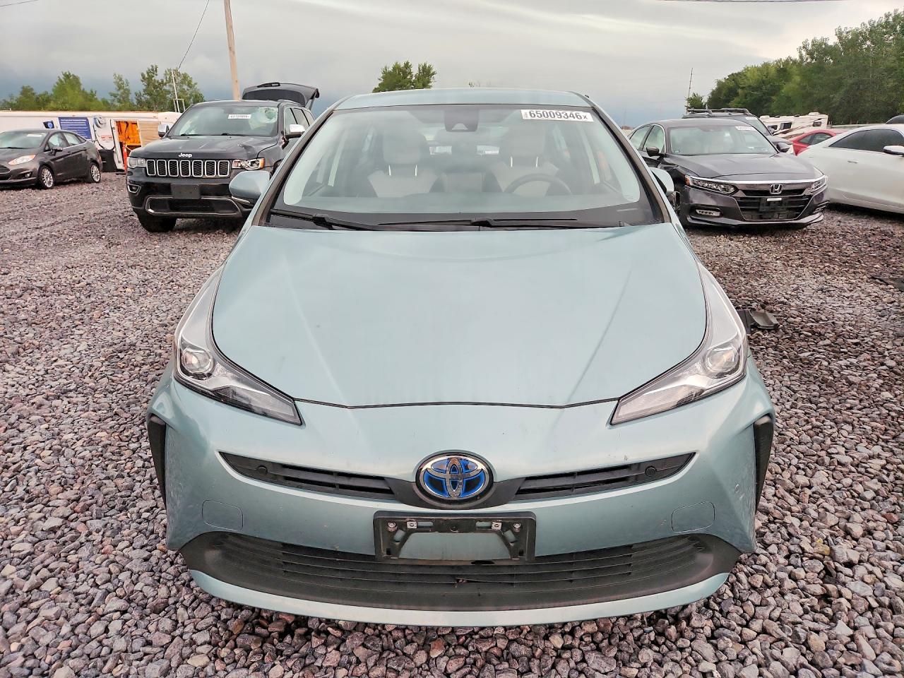 2021 Toyota Prius Le Turquoise vin: JTDKAMFU2M3134746