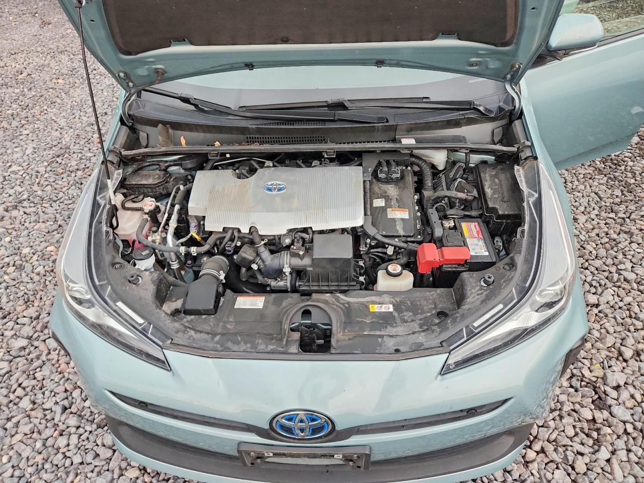 2021 Toyota Prius Le Turquoise vin: JTDKAMFU2M3134746