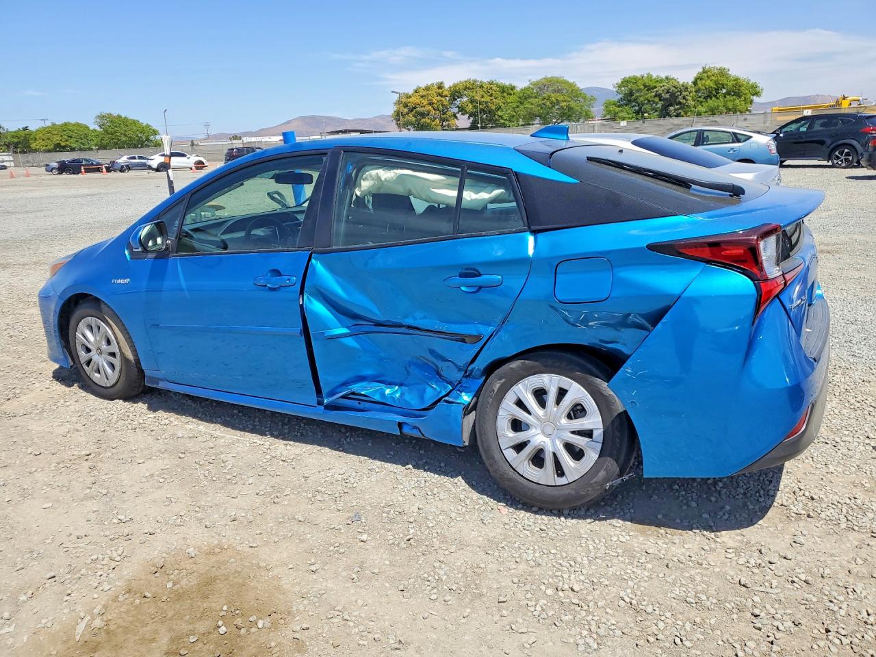 2022 Toyota Prius Four Touring Blue vin: JTDKAMFU2N3156554