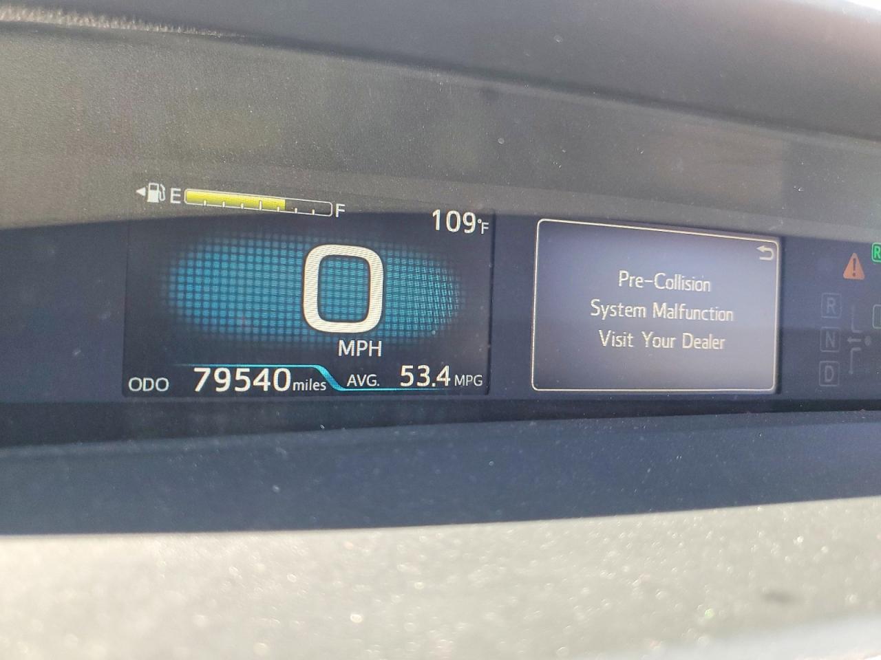 2022 Toyota Prius Le Gray vin: JTDKAMFU2N3184225