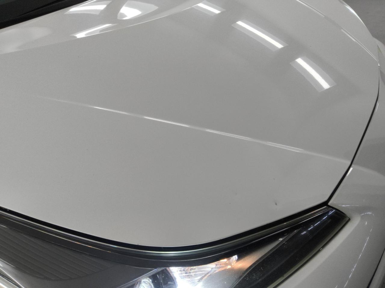 2021 Toyota Prius Le White vin: JTDKAMFU5M3148396 Damage: Hood, Dent(S) W/ Paint Dmg, 2 To 3 Inches