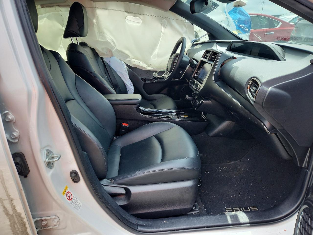 2021 Toyota Prius 2020 Edition Белый vin: JTDKAMFU6M3127394