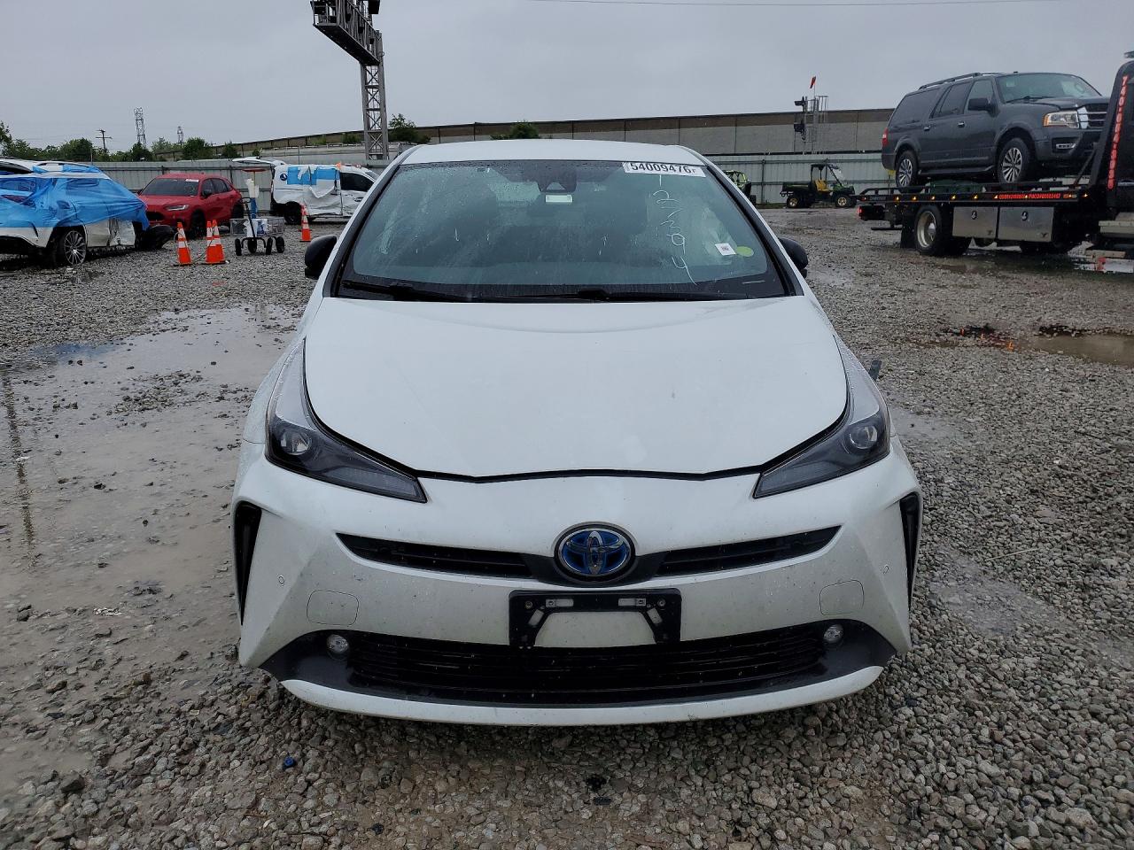 2021 Toyota Prius 2020 Edition Белый vin: JTDKAMFU6M3127394