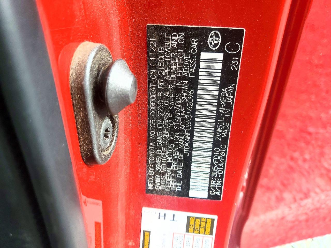 2022 Toyota Prius Hybird Red vin: JTDKAMFU6N3162096