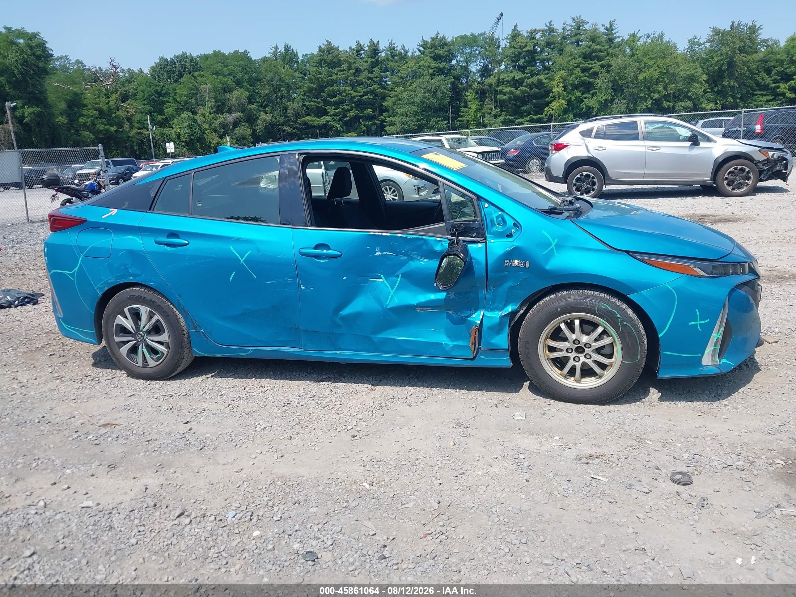 2018 Toyota Prius Prime Plus Blue vin: JTDKARFP3J3083096