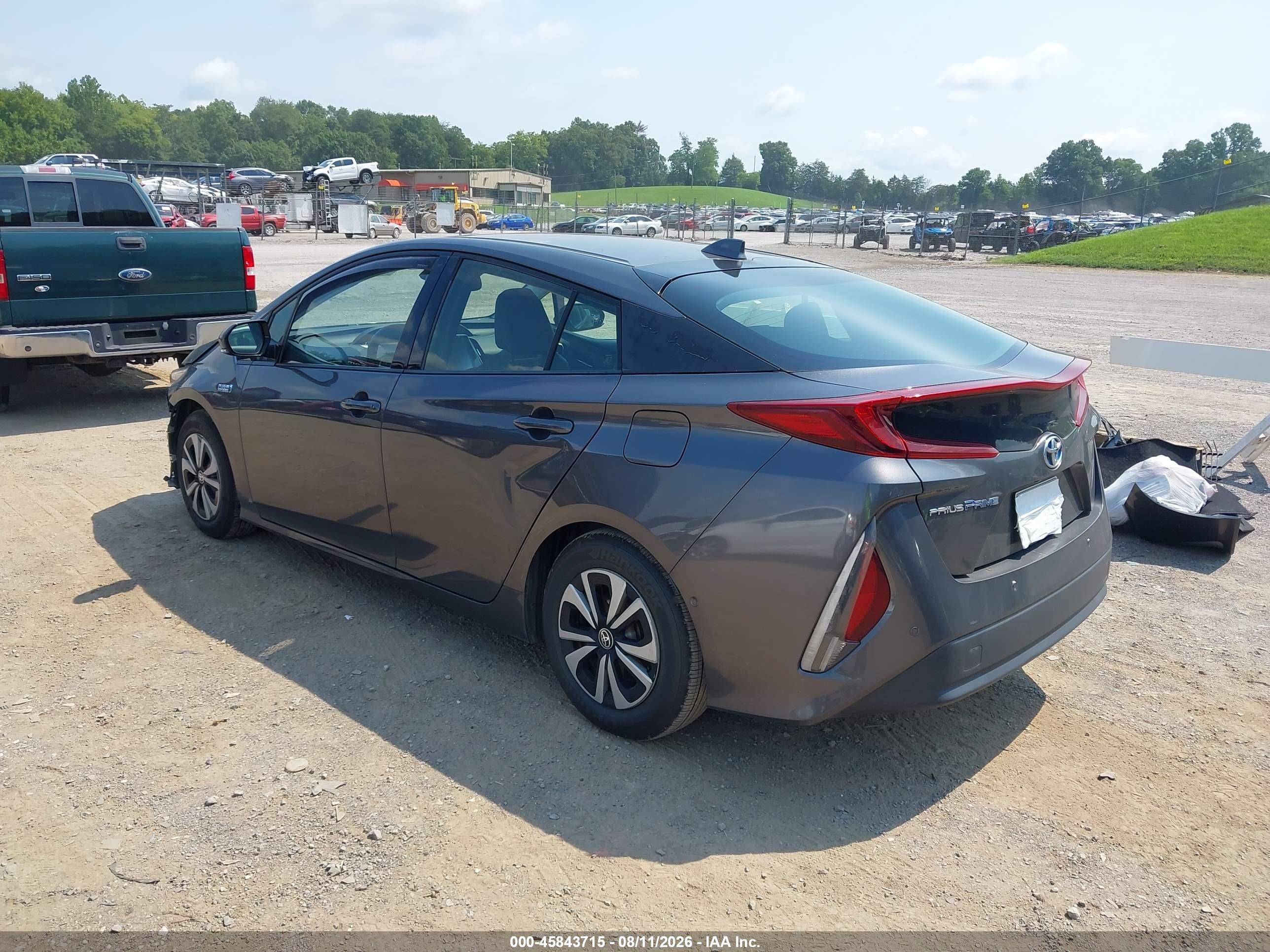2017 Toyota Prius Prime Advanced Silver vin: JTDKARFP4H3001564