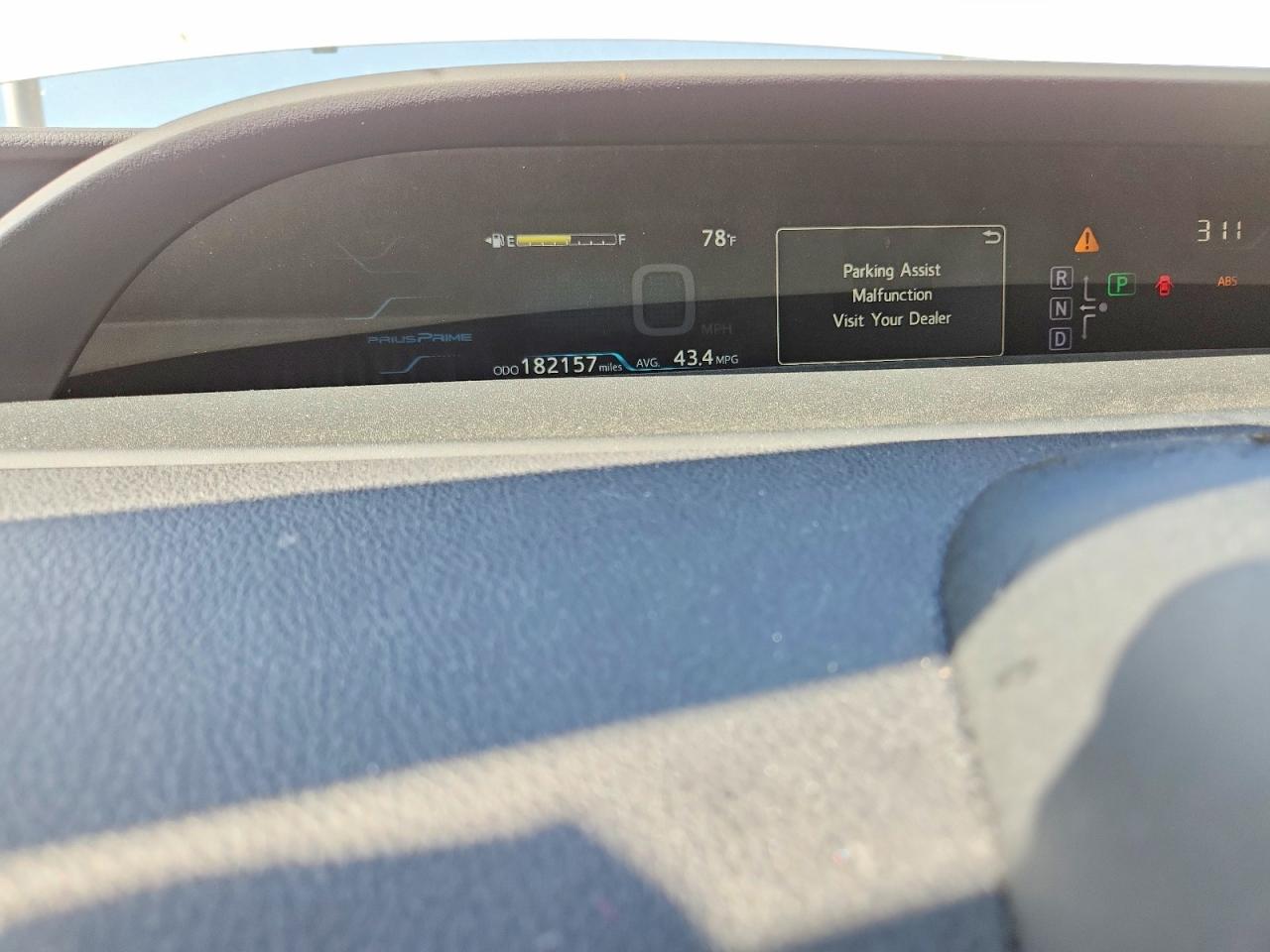 2017 Toyota Prius Prime Advanced Серебряный vin: JTDKARFP5H3013643