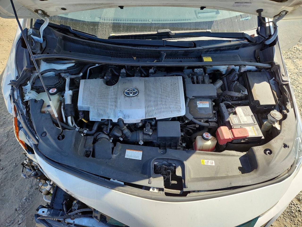 2017 Toyota Prius Prime Advanced Серебряный vin: JTDKARFP5H3013643
