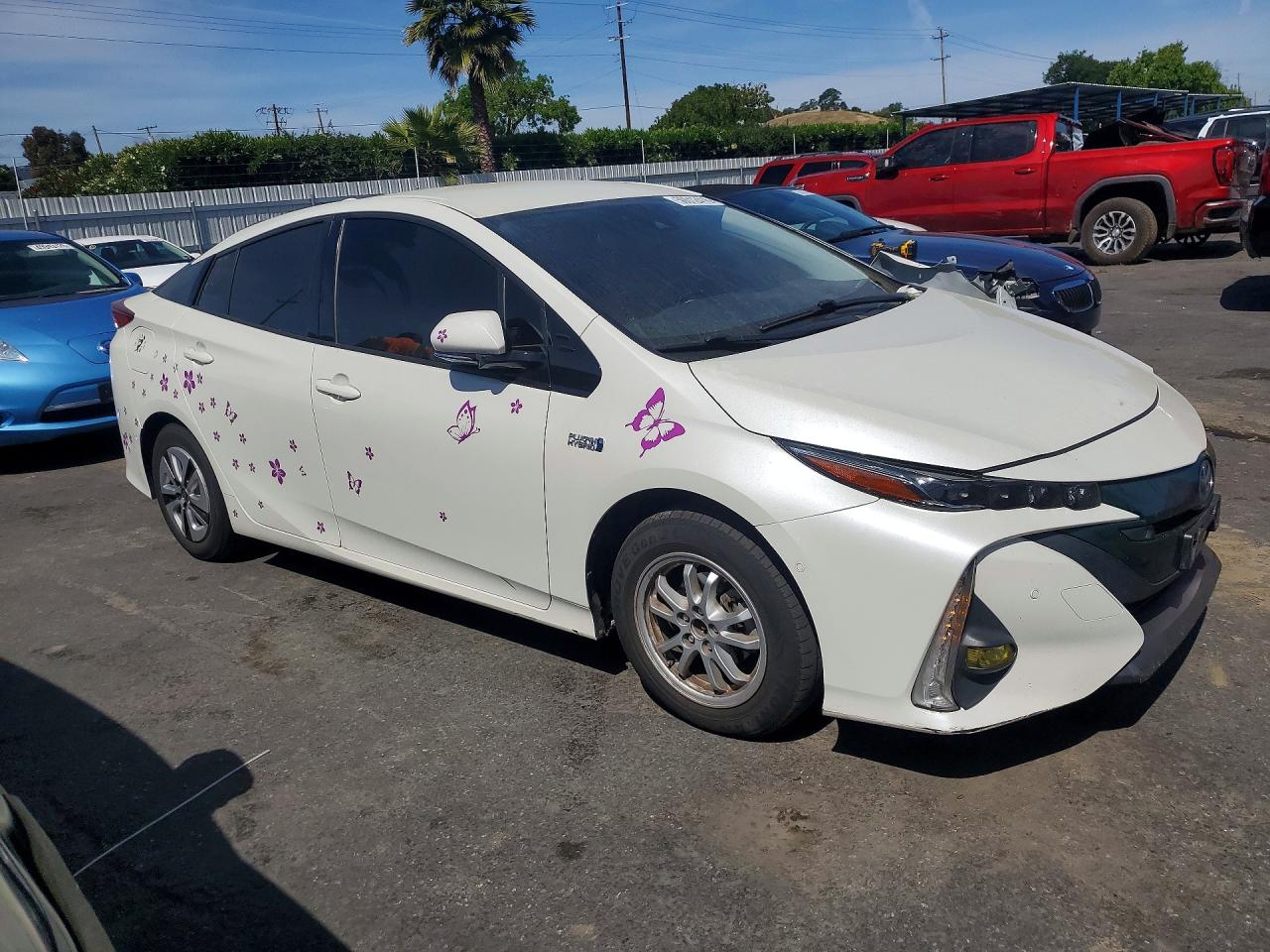 2017 Toyota Prius Prime Advanced Белый vin: JTDKARFP5H3060879