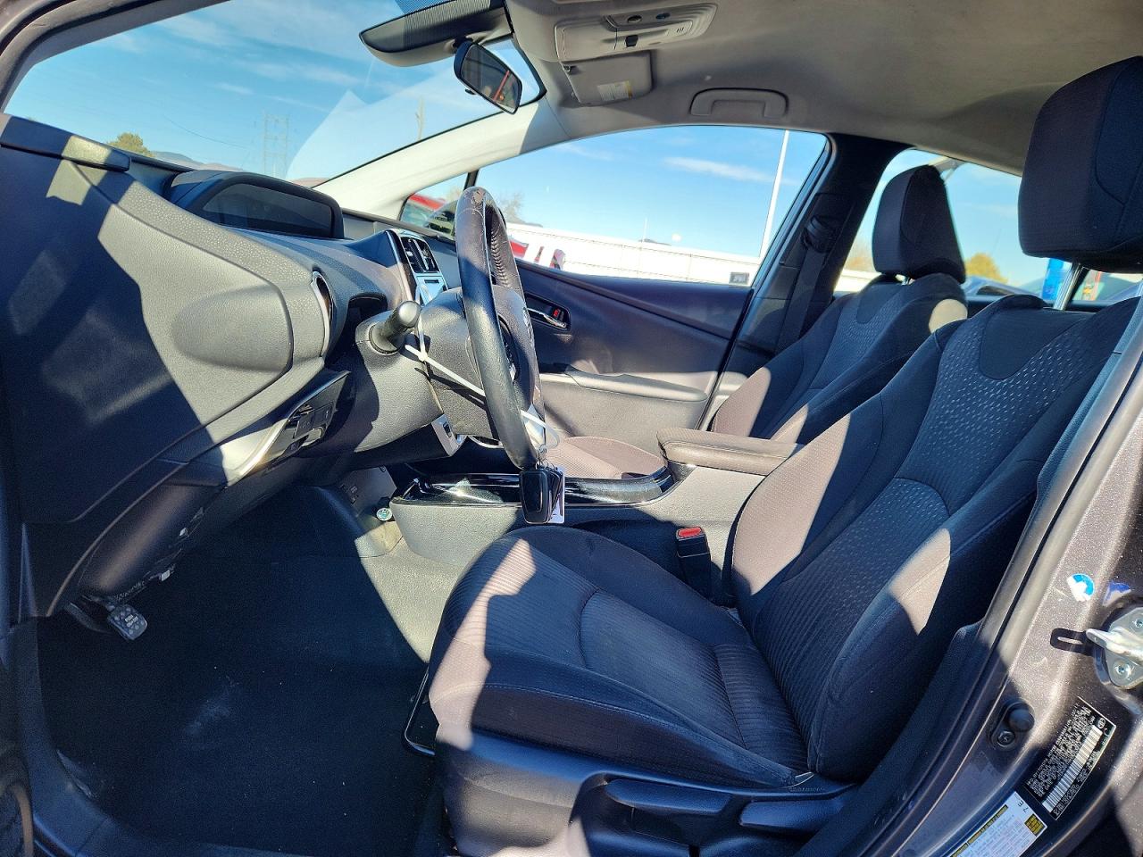 2017 Toyota Prius Prime Plus Gray vin: JTDKARFP6H3013313