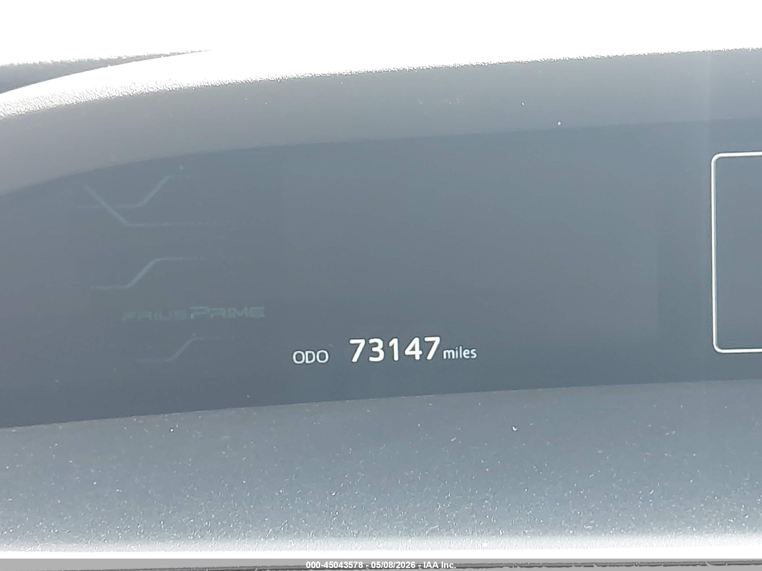 2017 Toyota Prius Prime Premium Красный vin: JTDKARFP6H3045033