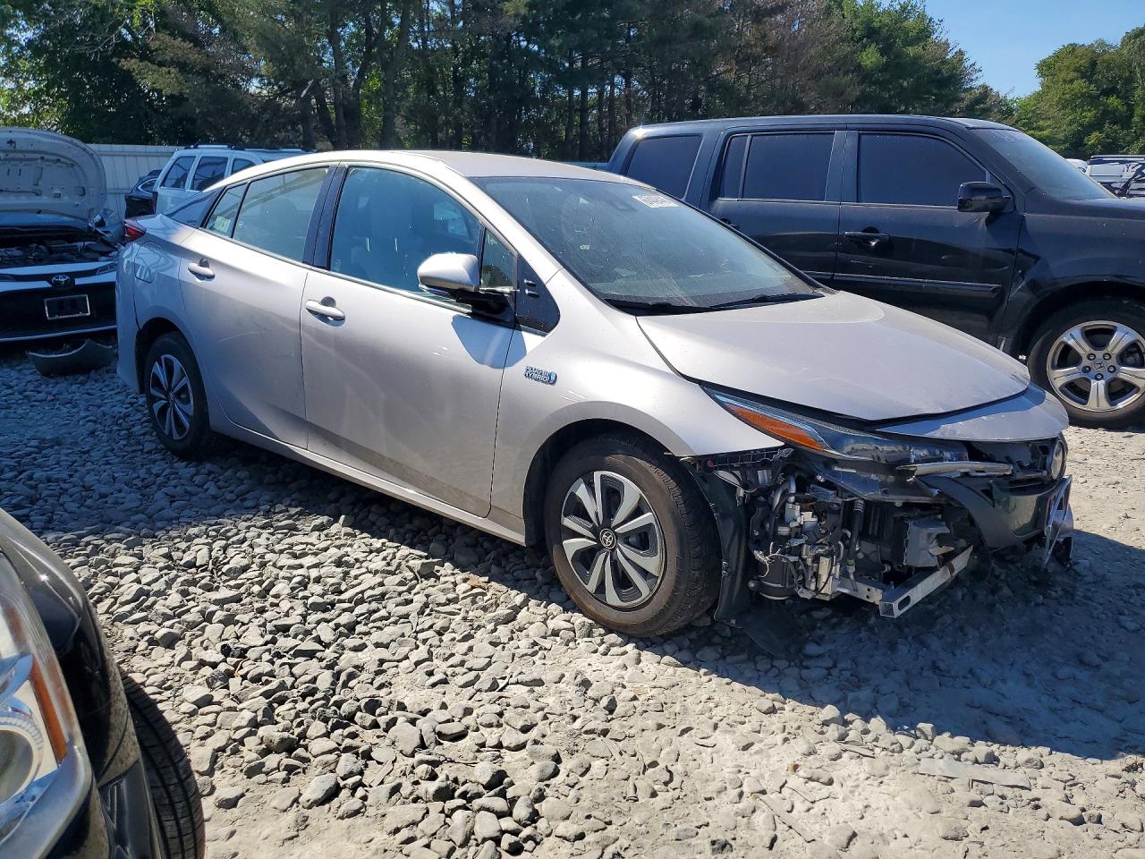 2018 Toyota Prius Prime Plus Silver vin: JTDKARFP6J3097767