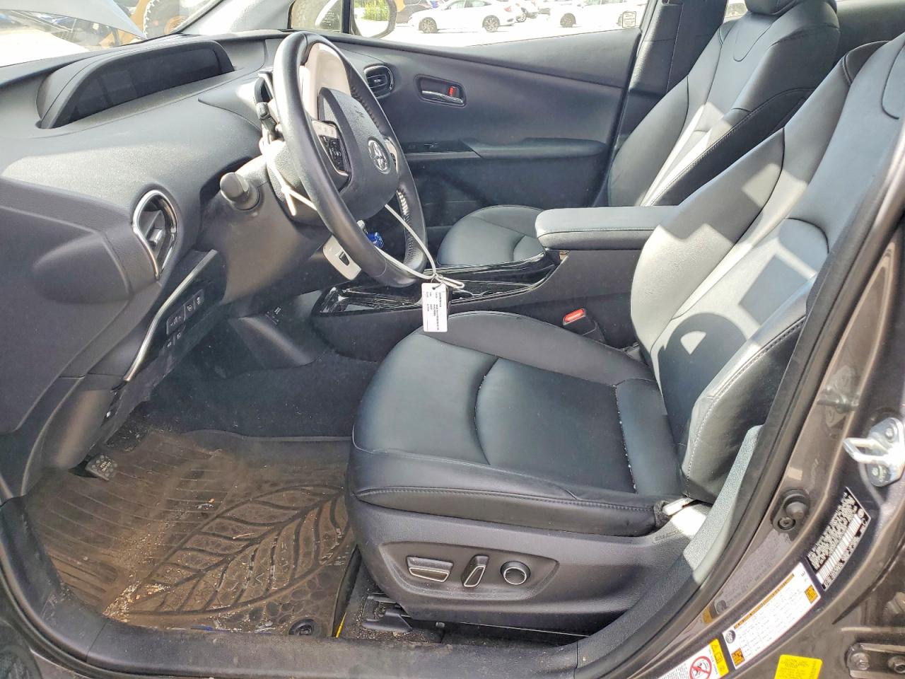 2018 Toyota Prius Prime Advanced Gray vin: JTDKARFPXJ3070359