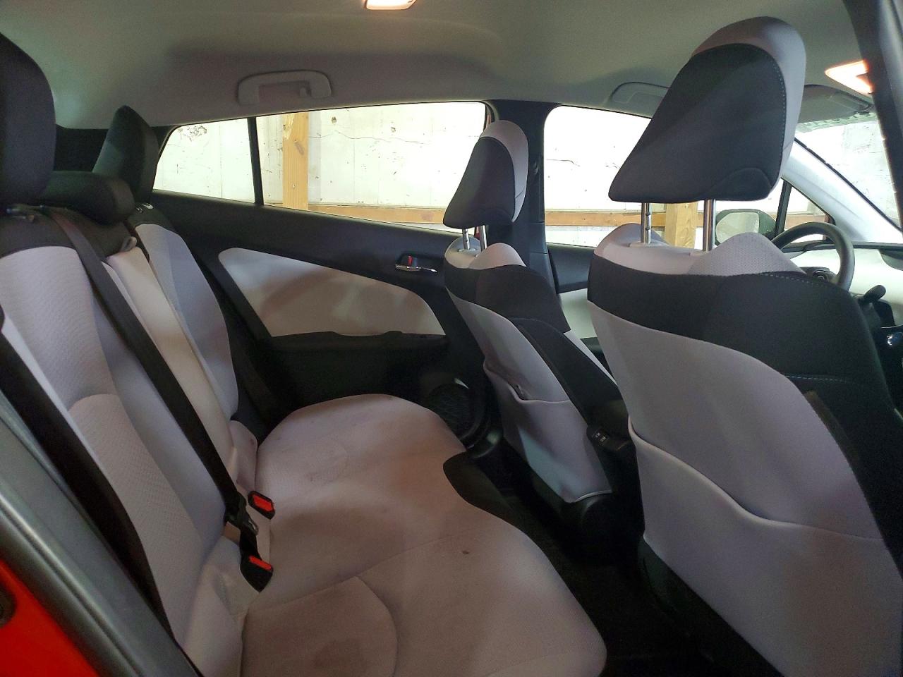2019 Toyota Prius Le Красный vin: JTDKARFU0K3099702