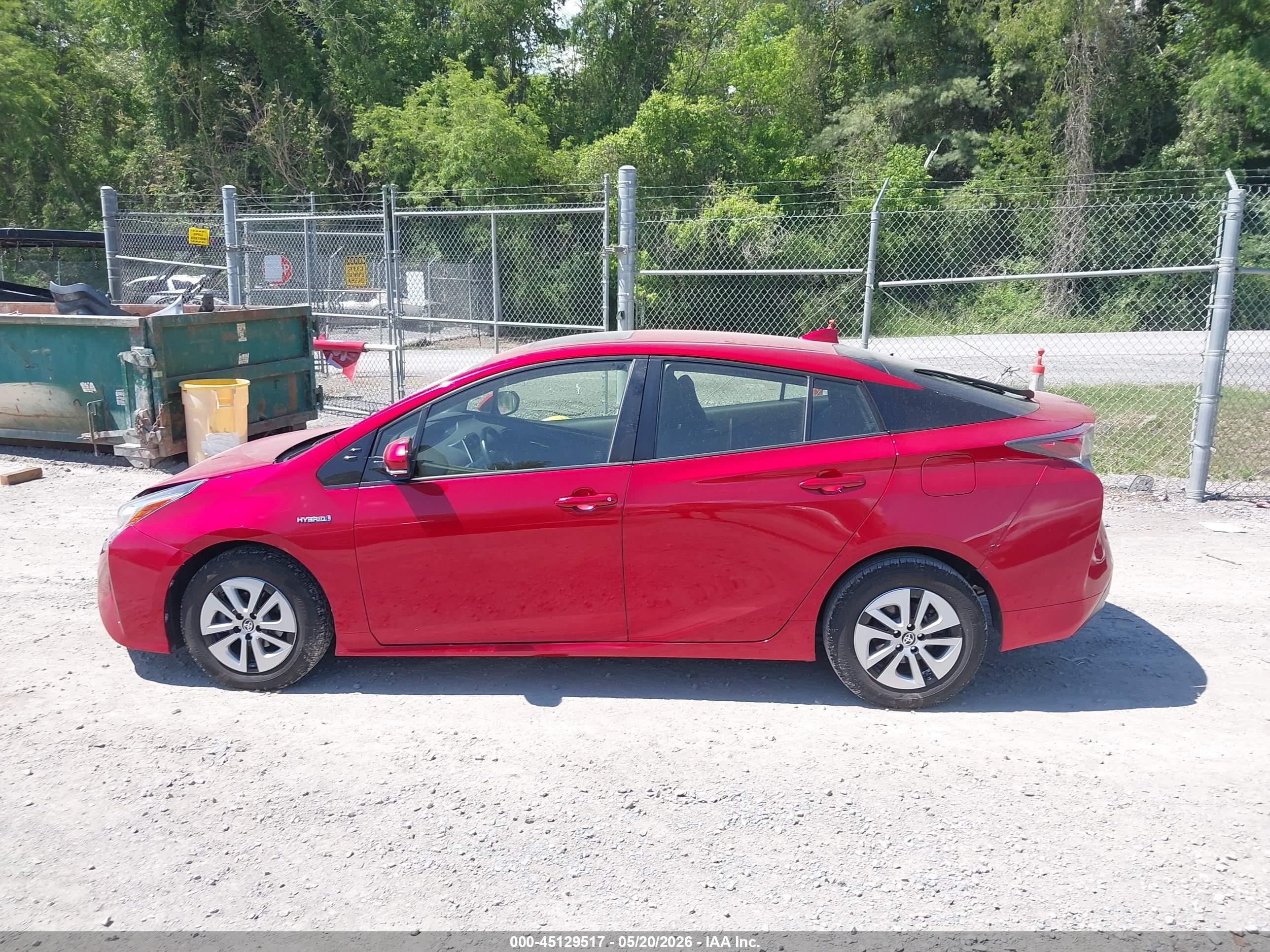 2017 Toyota Prius Three Red vin: JTDKARFU1H3528063