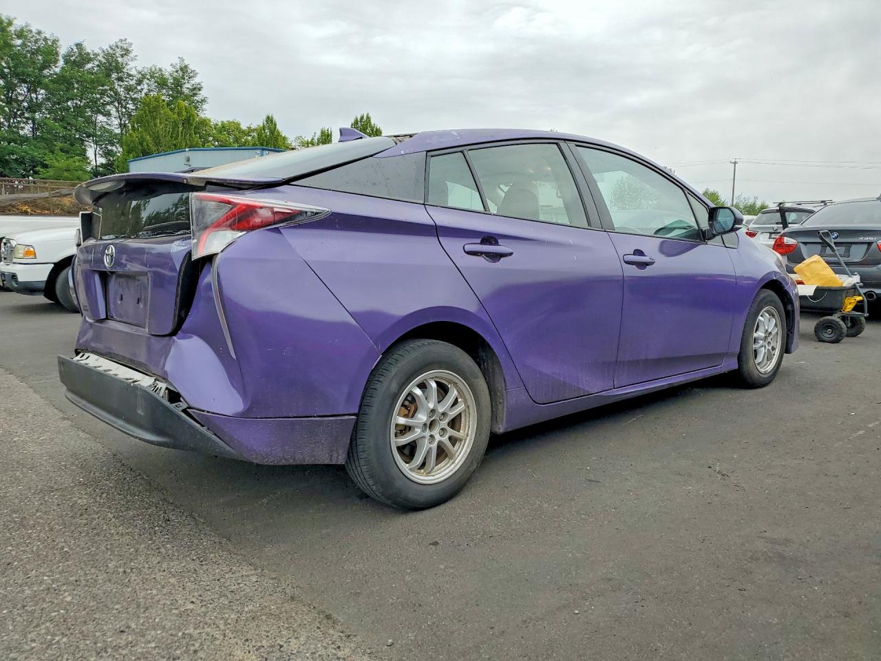 2016 Toyota Prius Four Purple vin: JTDKARFU3G3512042