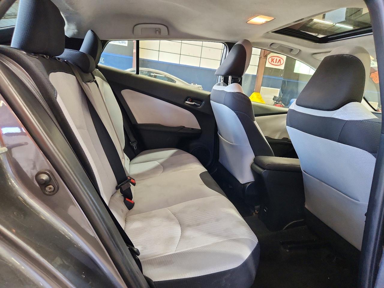 2017 Toyota Prius Three Charcoal vin: JTDKARFU3H3035677