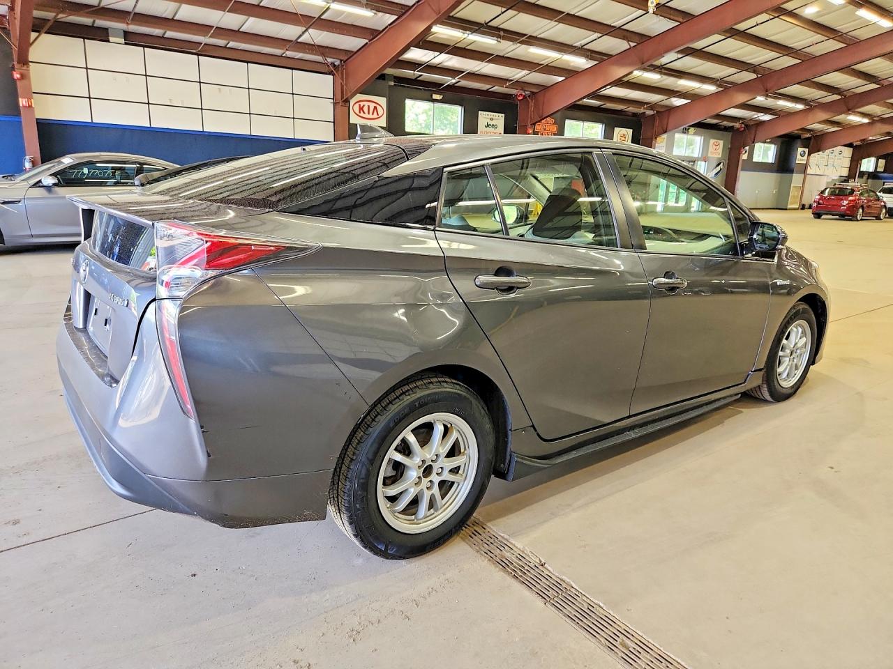 2017 Toyota Prius Three Charcoal vin: JTDKARFU3H3035677