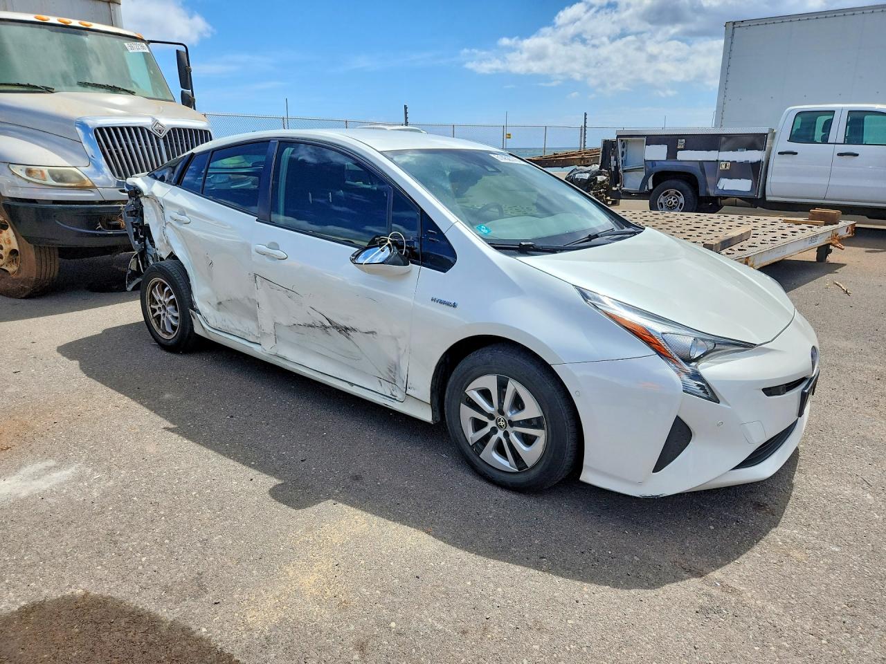 2017 Toyota Prius Two Eco White vin: JTDKARFU8H3048280