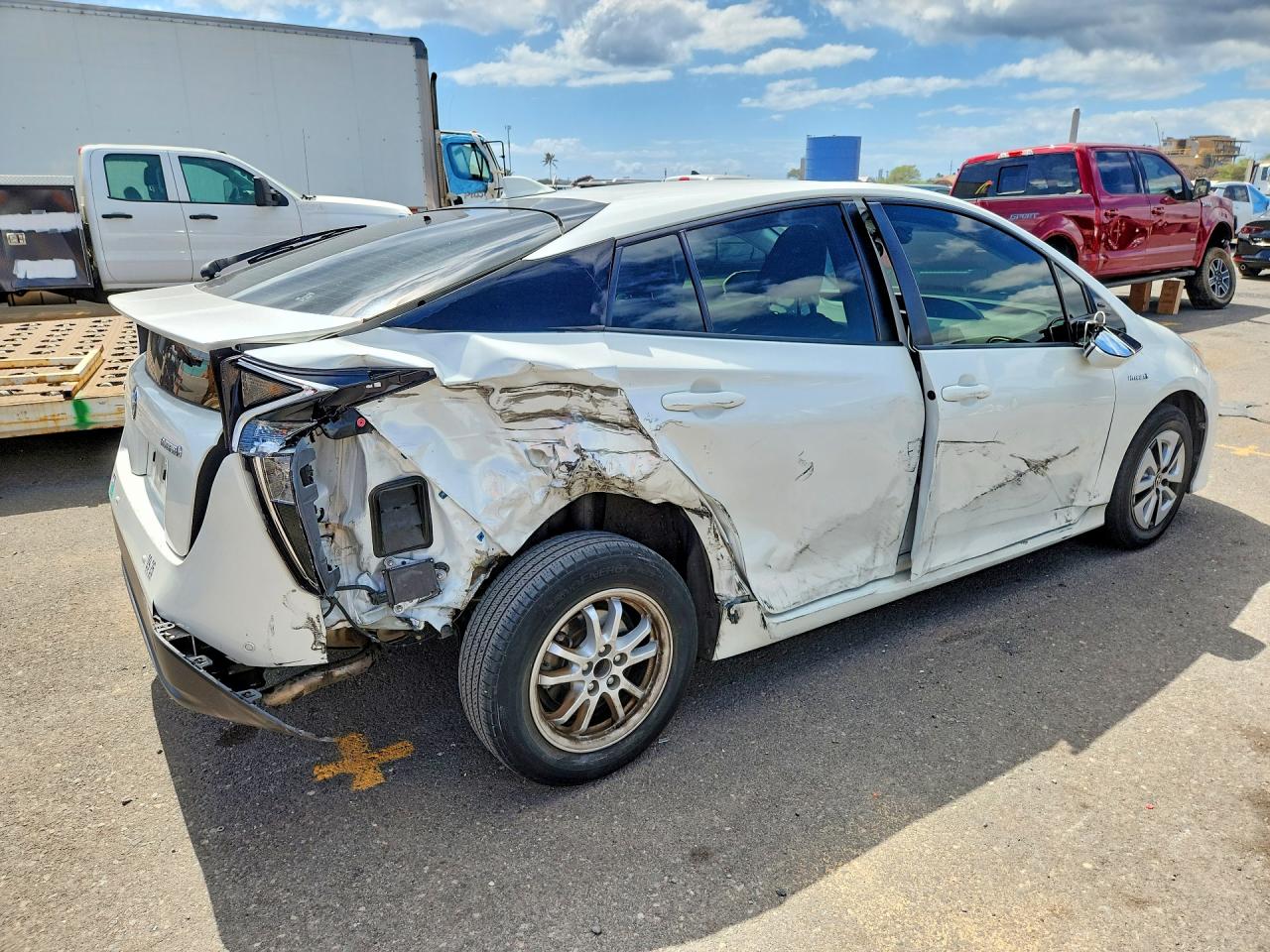 2017 Toyota Prius Two Eco White vin: JTDKARFU8H3048280