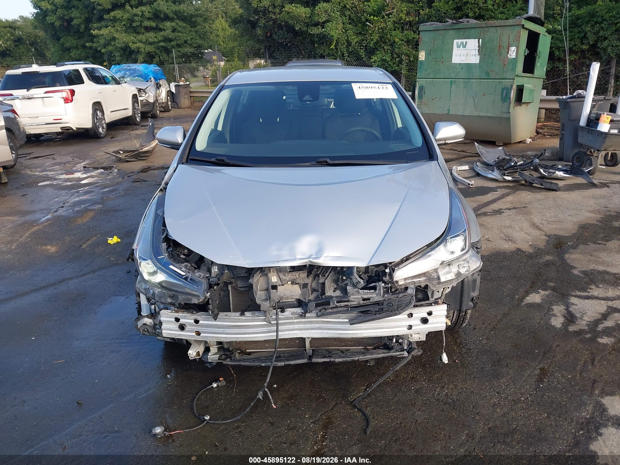 2019 Toyota Prius Le Silver vin: JTDKARFU8K3086390
