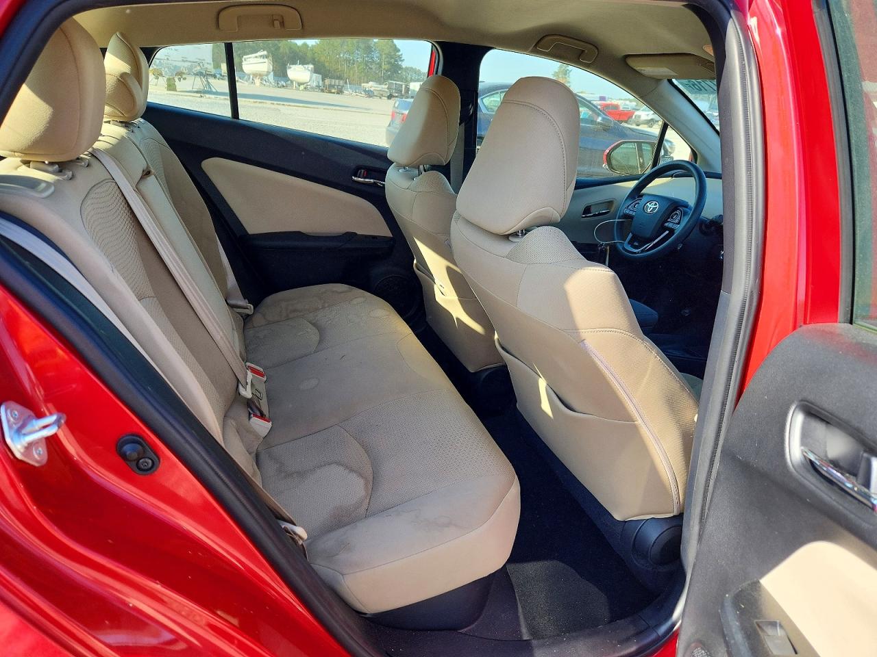 2019 Toyota Prius Le Burgundy vin: JTDKARFU9K3074863