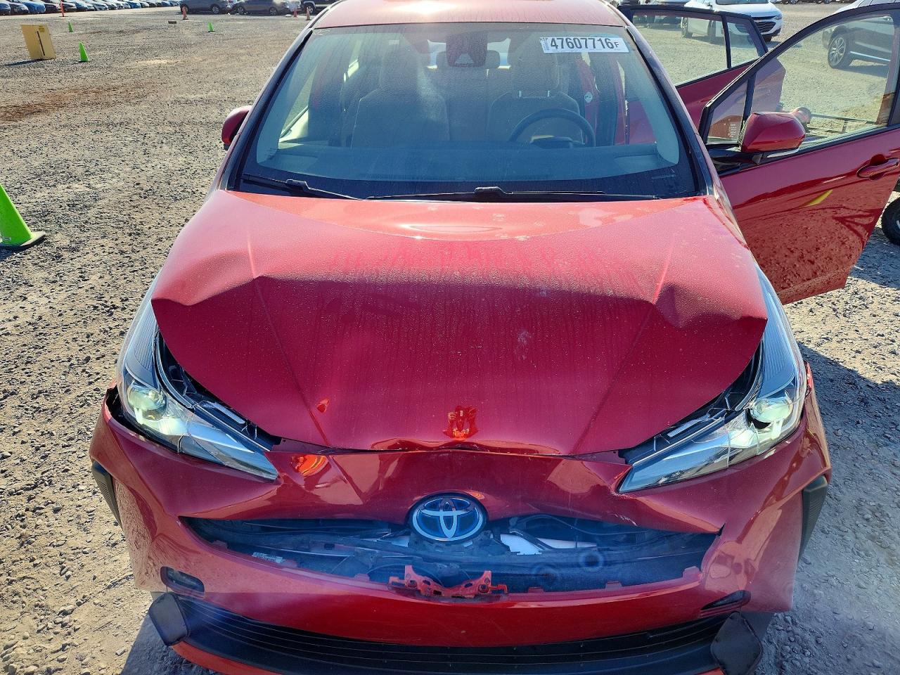 2019 Toyota Prius Le Burgundy vin: JTDKARFU9K3074863