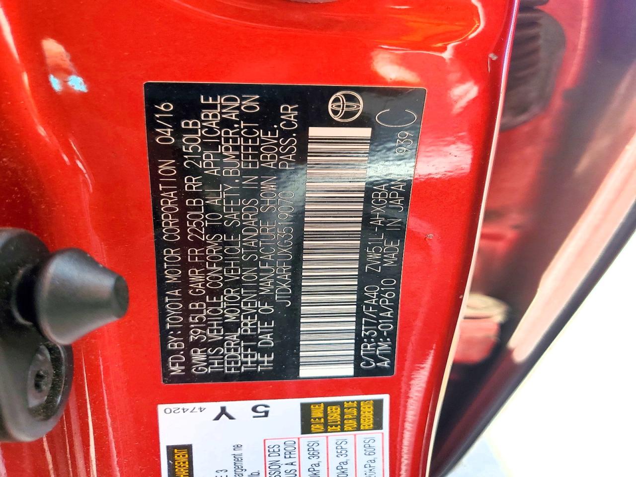 2016 Toyota Prius Two Eco Red vin: JTDKARFUXG3519070