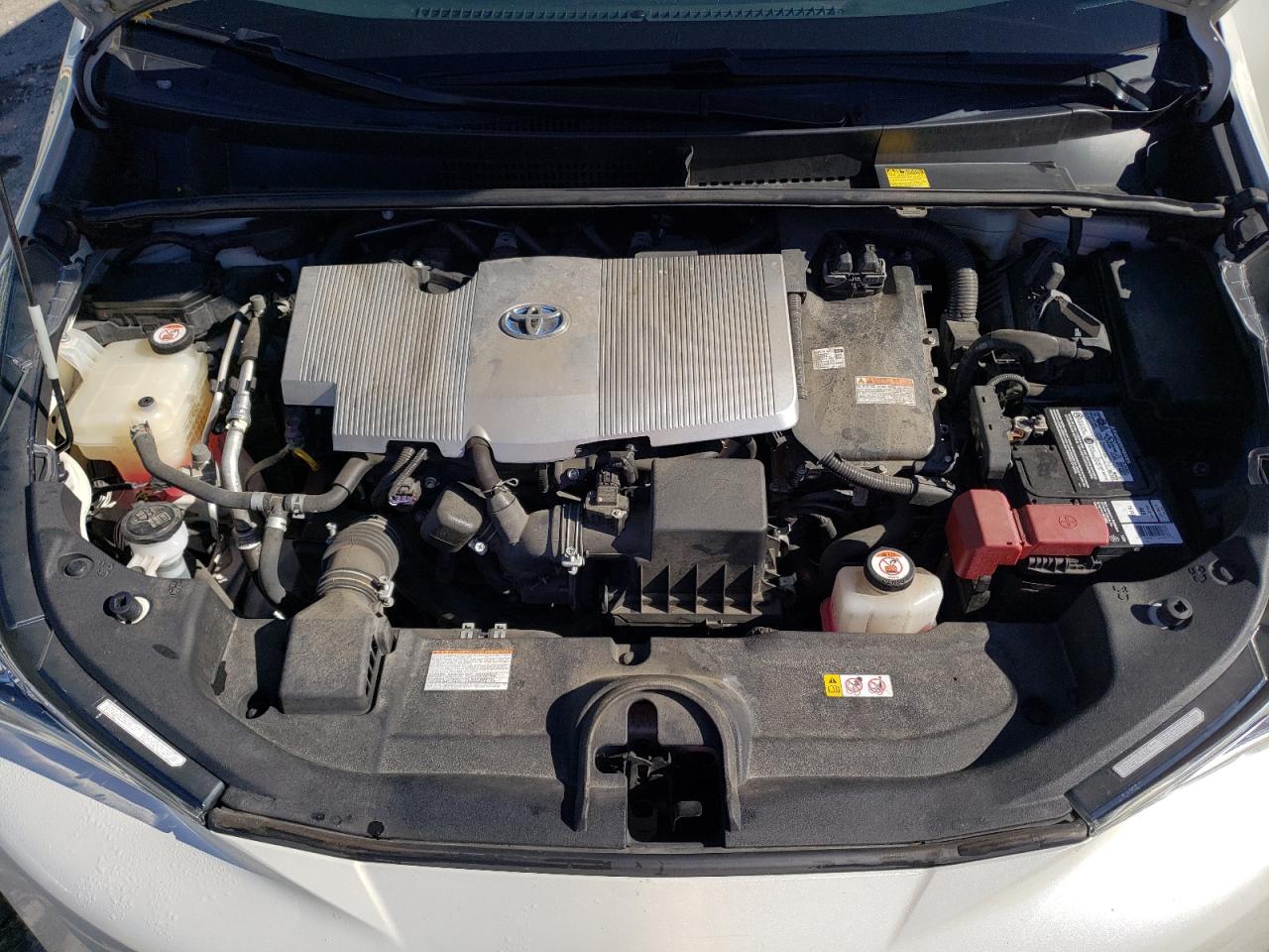 2017 Toyota Prius  White vin: JTDKARFUXH3534718